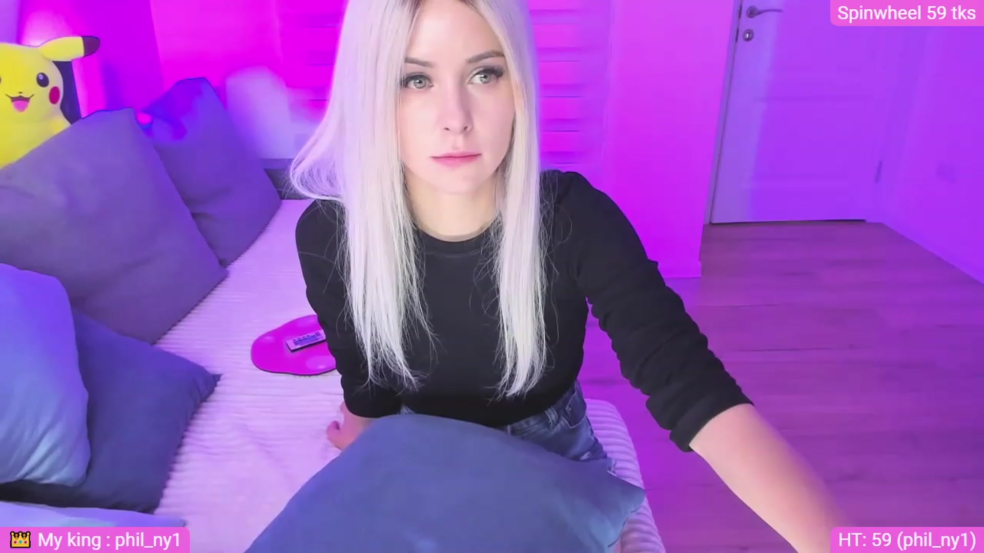 Gallery image thumbnail from Sunny__Sweet's myfreecams stream on, 03/30/2023, 06:50 image 7 of 20