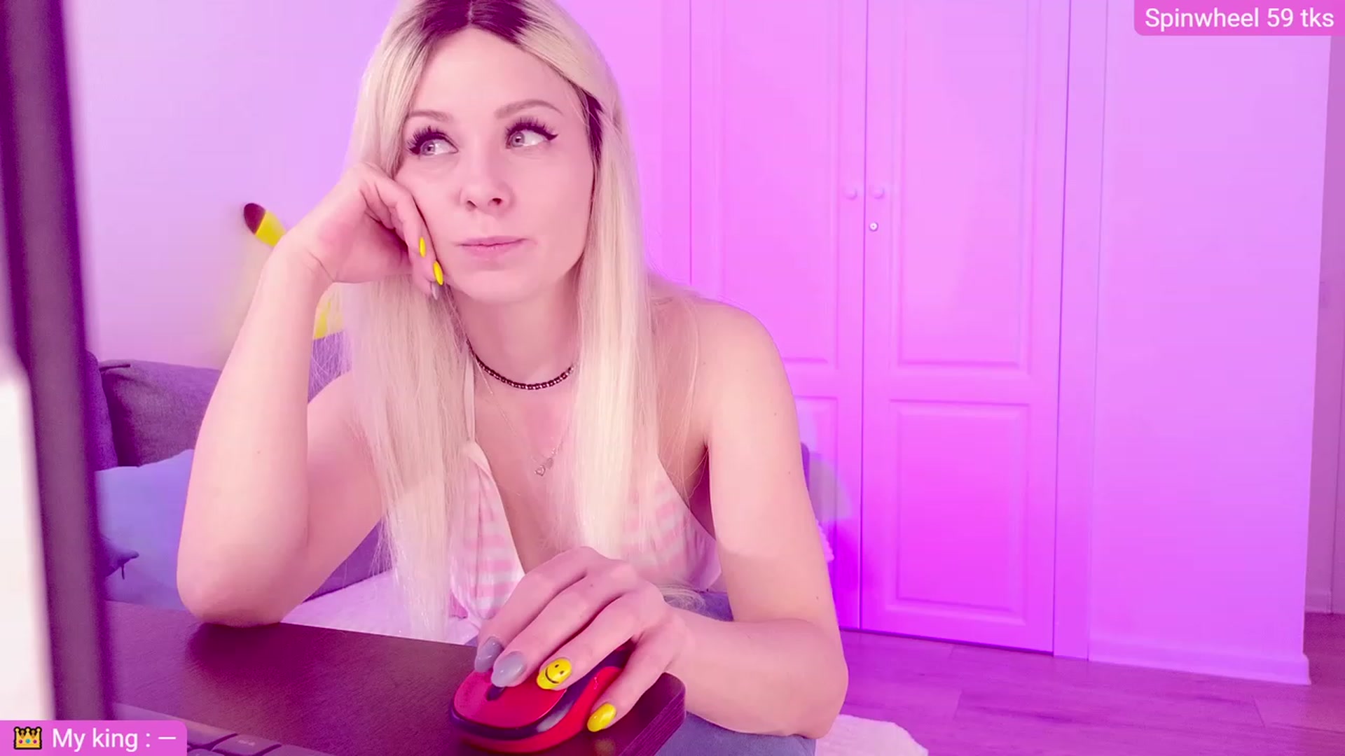 Gallery image thumbnail from Sunny__Sweet's myfreecams stream on, 05/29/2023, 04:45 image 18 of 20