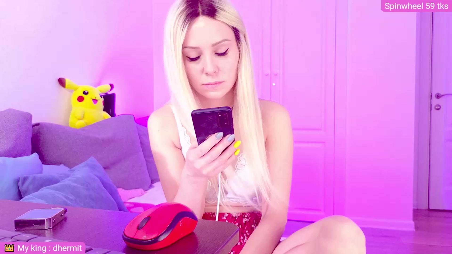 Gallery image thumbnail from Sunny__Sweet's myfreecams stream on, 05/31/2023, 05:03 image 10 of 20
