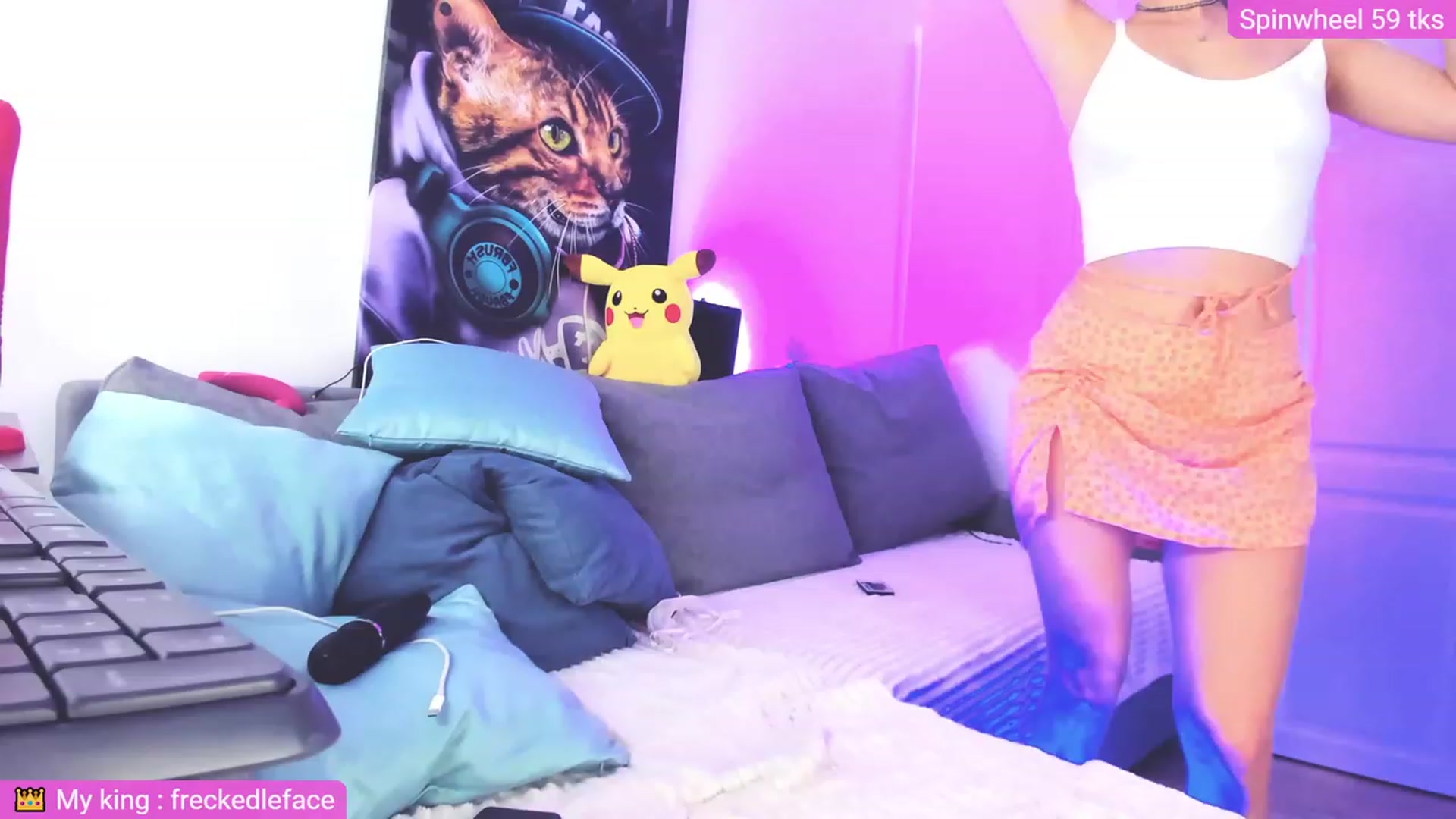 Gallery image thumbnail from Sunny__Sweet's myfreecams stream on, 08/18/2023, 05:17 image 13 of 20