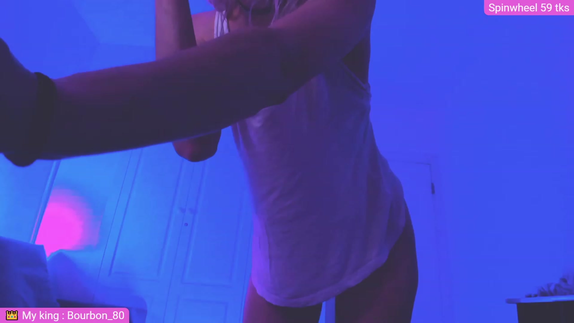 Gallery image thumbnail from Sunny__Sweet's myfreecams stream on, 10/17/2023, 06:31 image 6 of 20