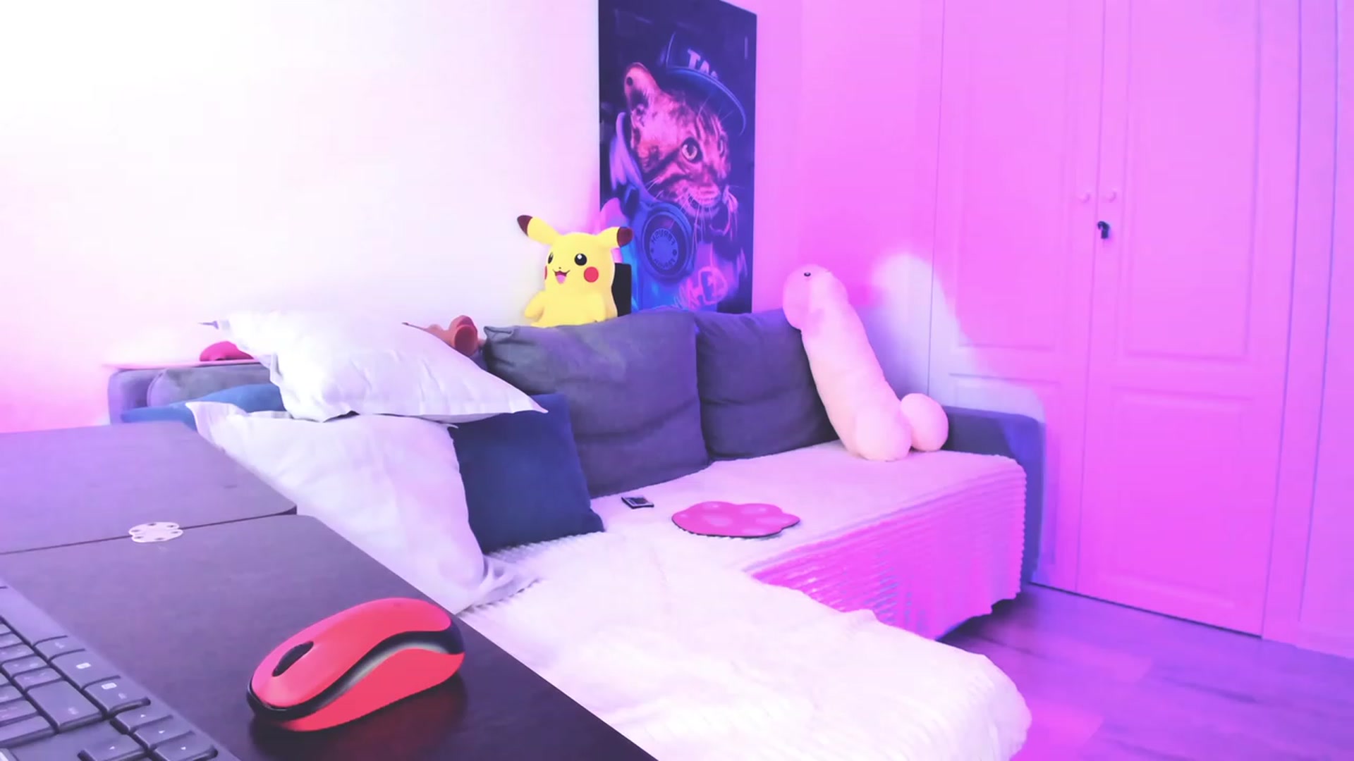Gallery image thumbnail from Sunny__Sweet's myfreecams stream on, 12/21/2023, 07:31 image 1 of 20