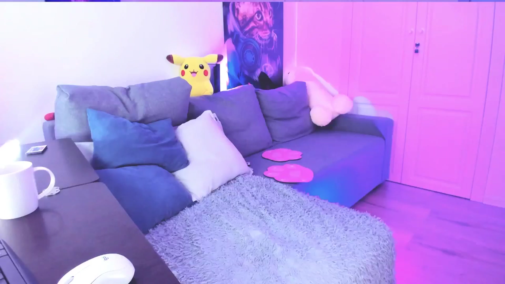Gallery image thumbnail from Sunny__Sweet's myfreecams stream on, 05/17/2024, 04:54 image 7 of 20