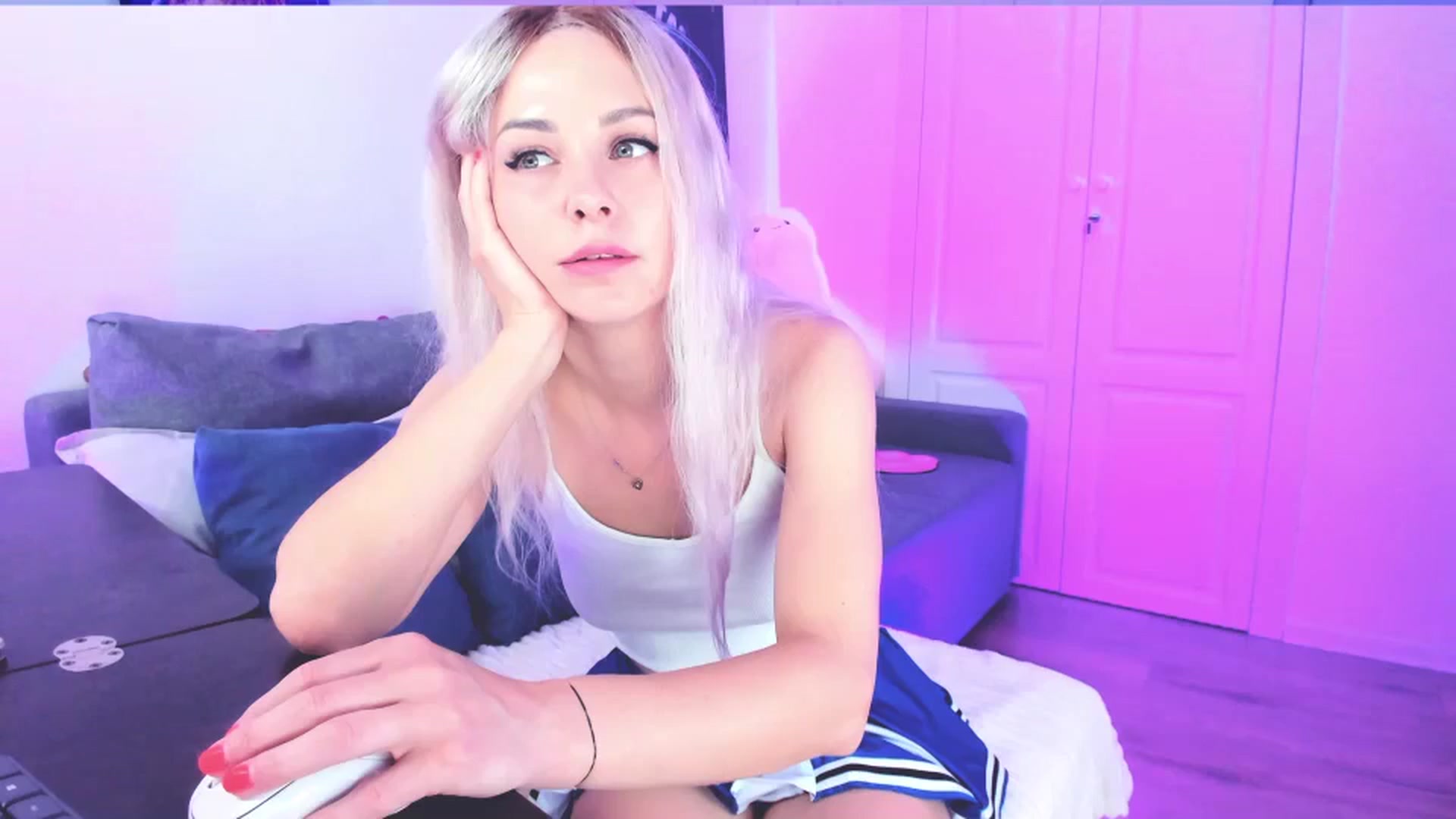 Gallery image thumbnail from Sunny__Sweet's myfreecams stream on, 07/18/2024, 04:42 image 9 of 20