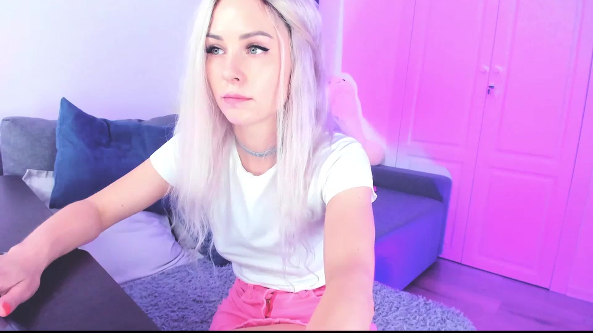 Gallery image thumbnail from Sunny__Sweet's myfreecams stream on, 07/26/2024, 05:55 image 9 of 20