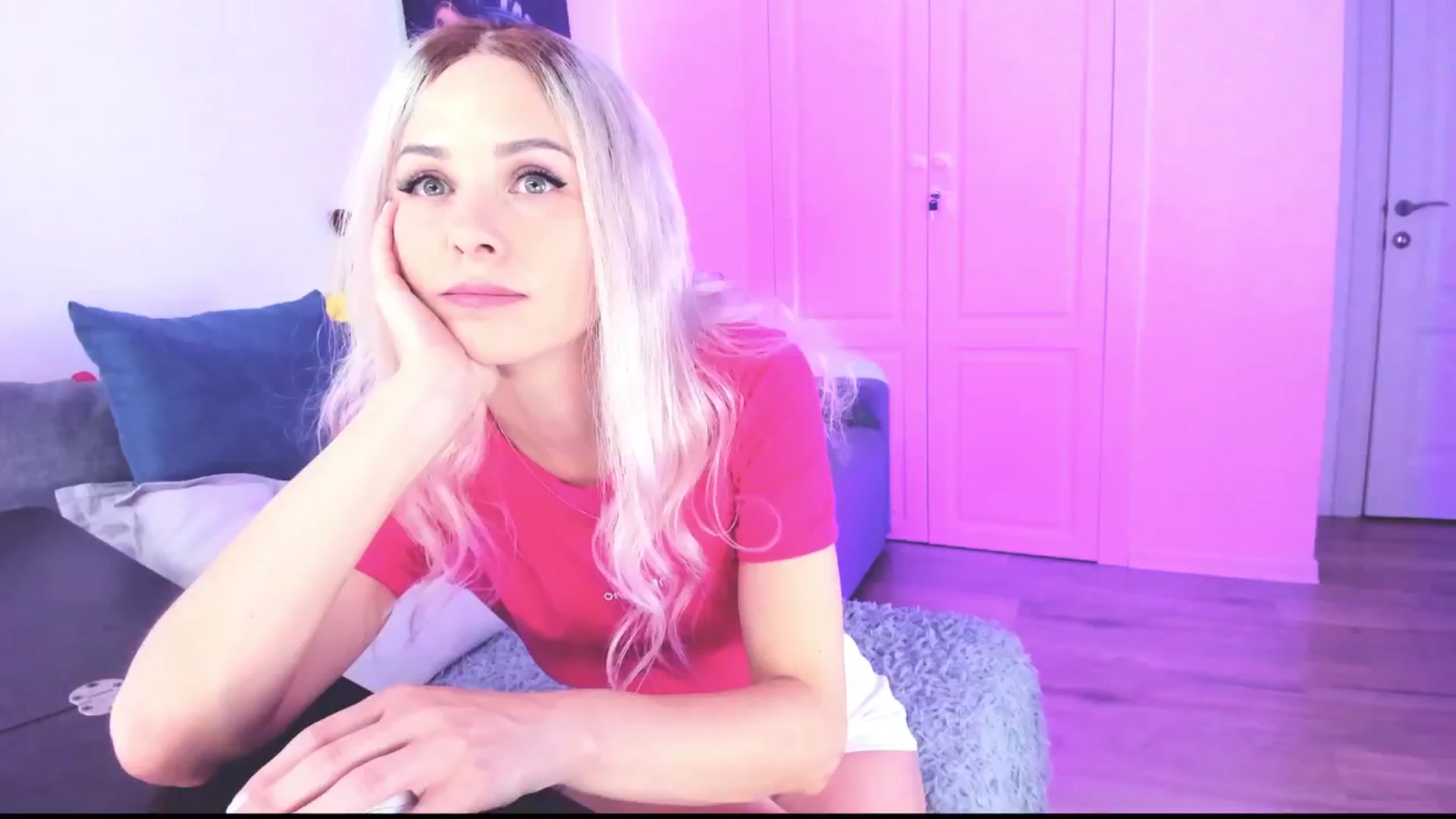 Gallery image thumbnail from Sunny__Sweet's myfreecams stream on, 08/06/2024, 04:11 image 5 of 20
