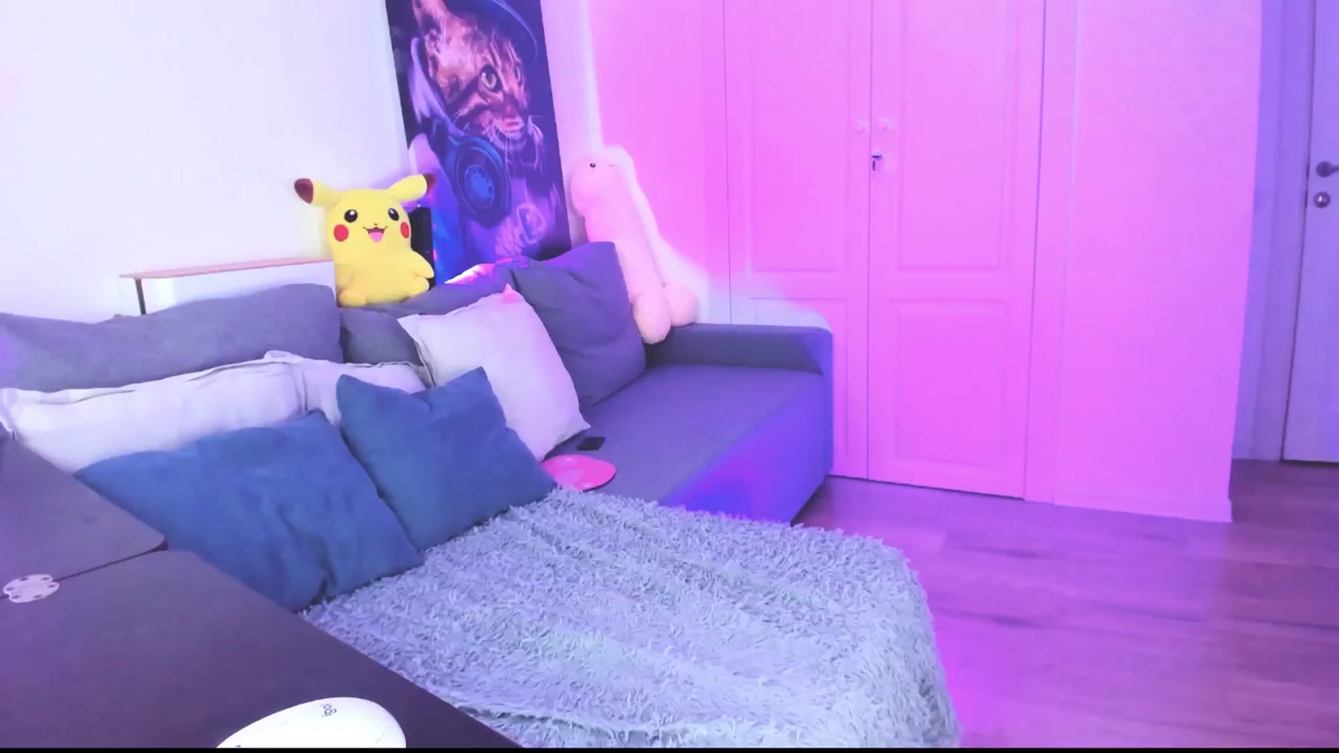 Gallery image thumbnail from Sunny__Sweet's myfreecams stream on, 08/09/2024, 04:20 image 8 of 20