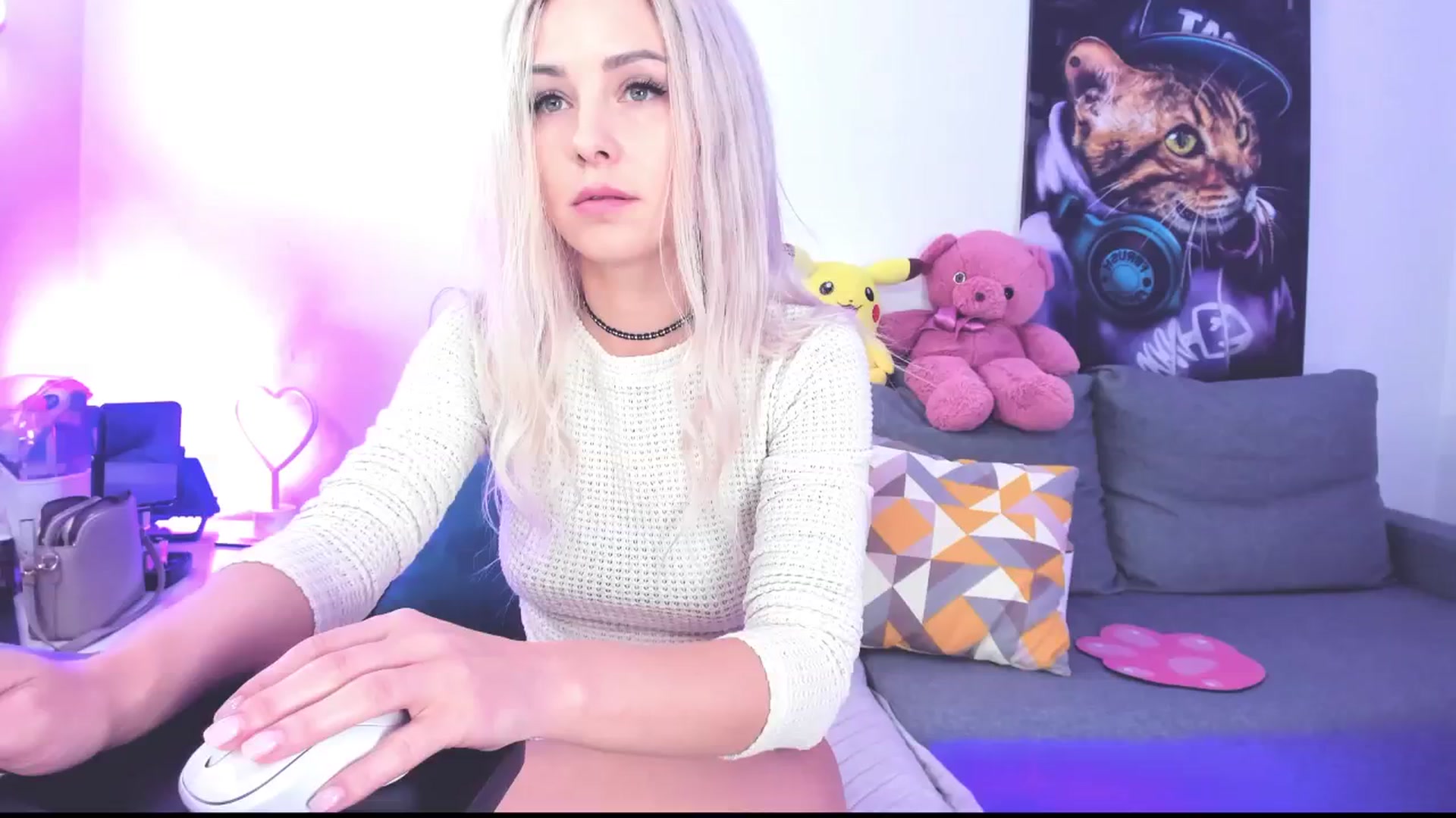 Gallery image thumbnail from Sunny__Sweet's myfreecams stream on, 09/09/2024, 03:35 image 1 of 20