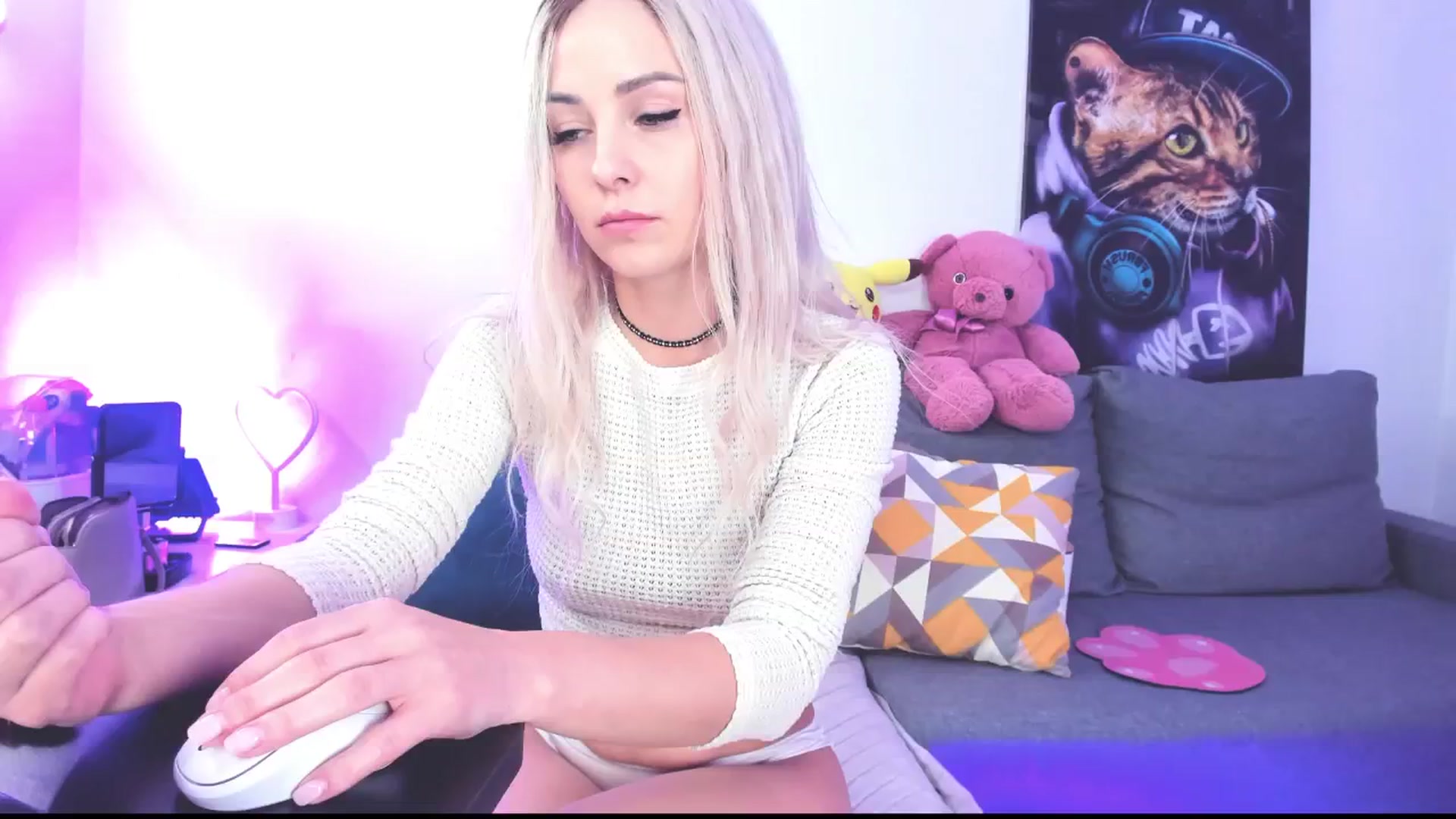 Gallery image thumbnail from Sunny__Sweet's myfreecams stream on, 09/09/2024, 03:35 image 3 of 20