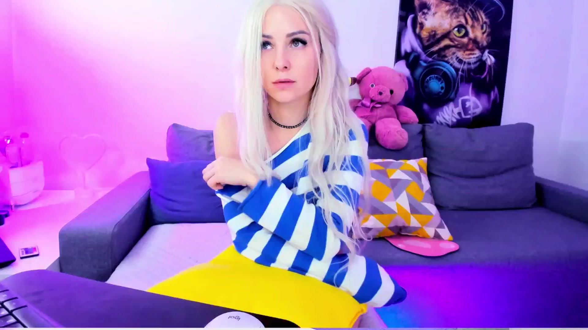 Gallery image thumbnail from Sunny__Sweet's myfreecams stream on, 10/16/2024, 04:42 image 2 of 20