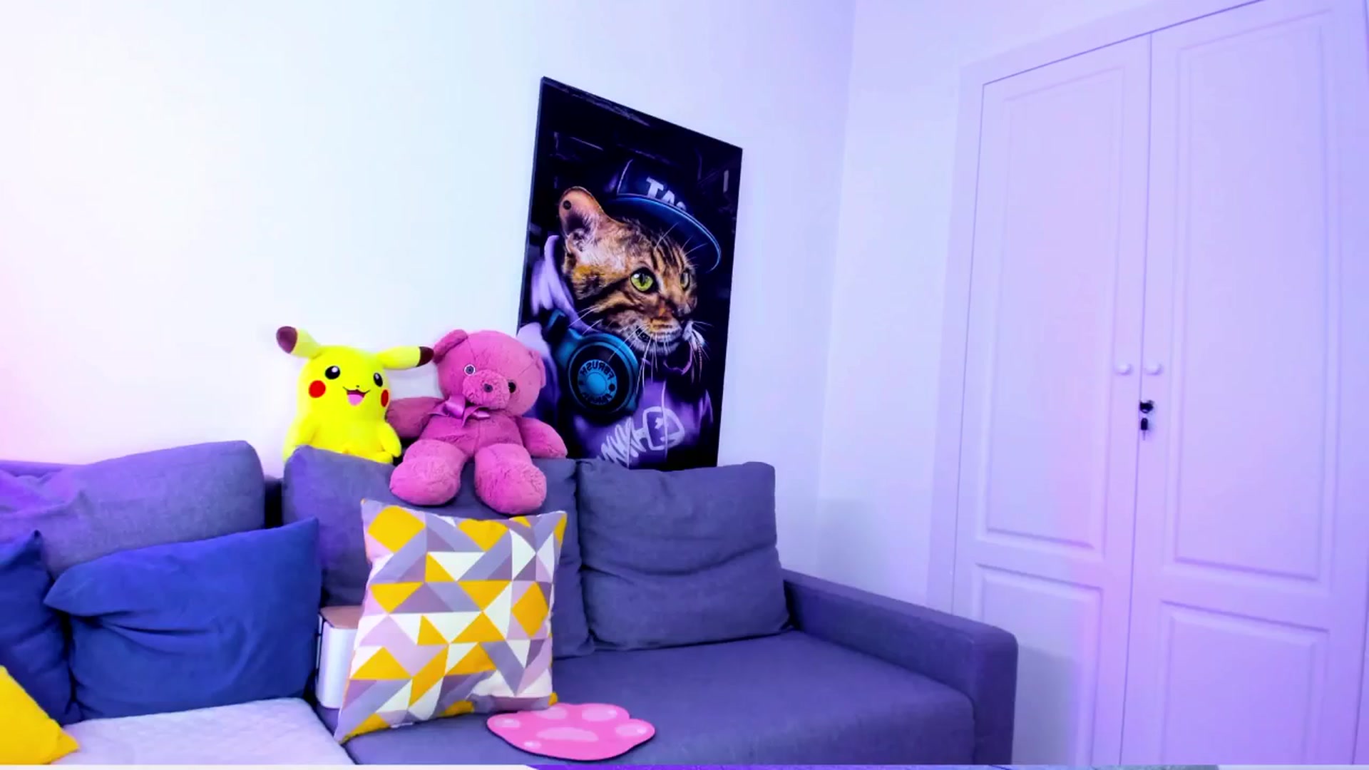 Gallery image thumbnail from Sunny__Sweet's myfreecams stream on, 10/18/2024, 05:47 image 16 of 20