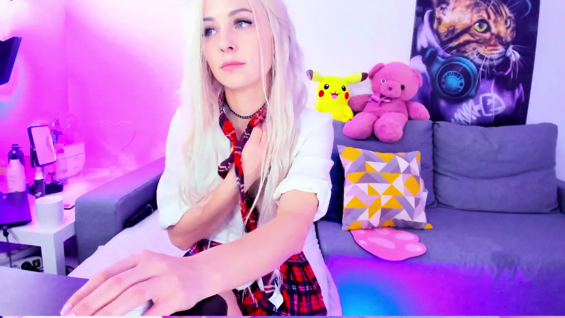 Gallery image thumbnail from Sunny__Sweet's myfreecams stream on, 10/25/2024, 05:57 image 14 of 20