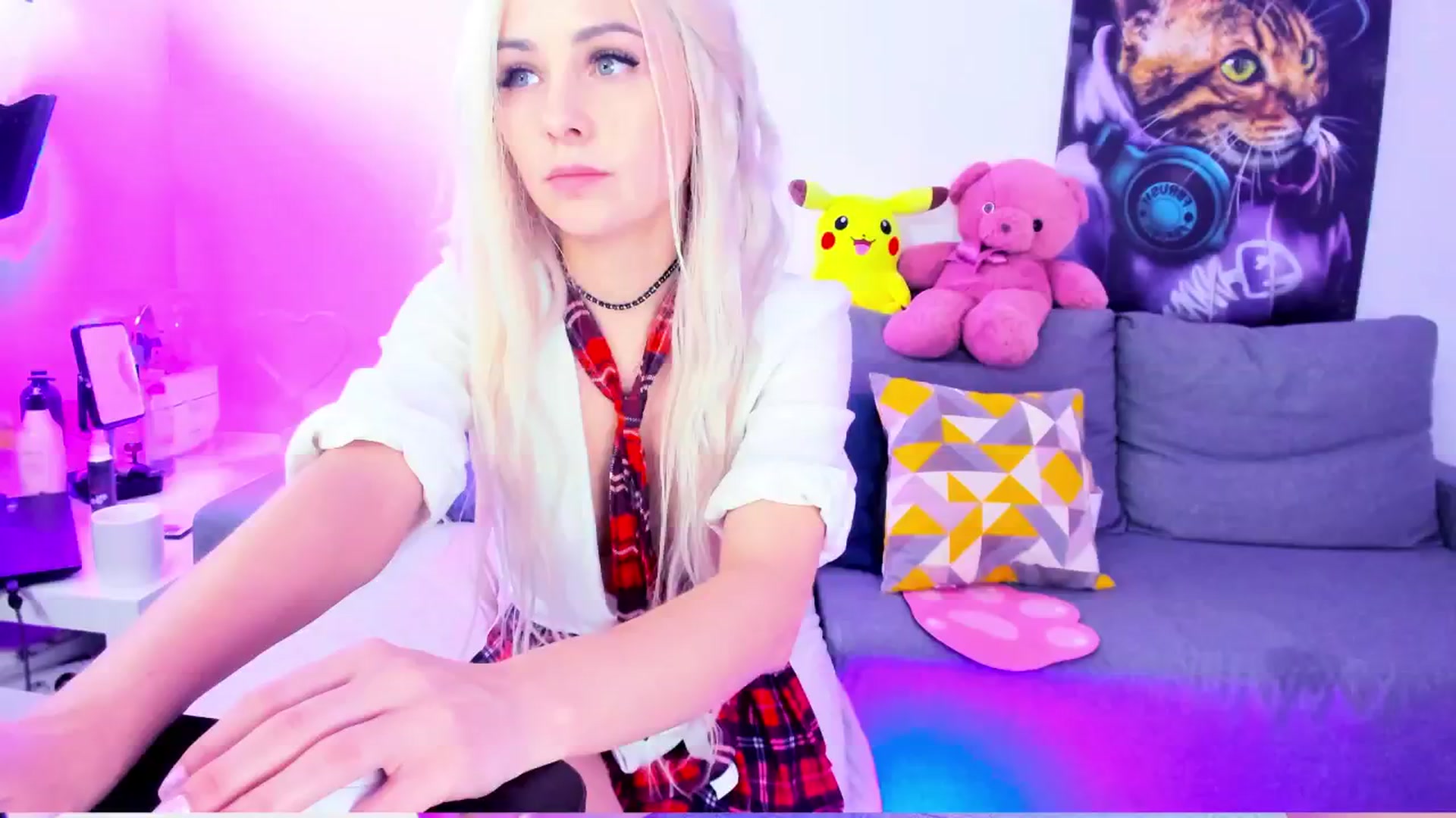Gallery image thumbnail from Sunny__Sweet's myfreecams stream on, 10/25/2024, 05:57 image 13 of 20