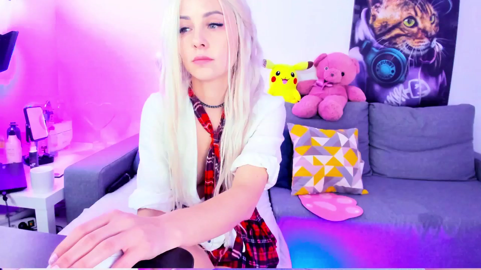Gallery image thumbnail from Sunny__Sweet's myfreecams stream on, 10/25/2024, 05:57 image 5 of 20