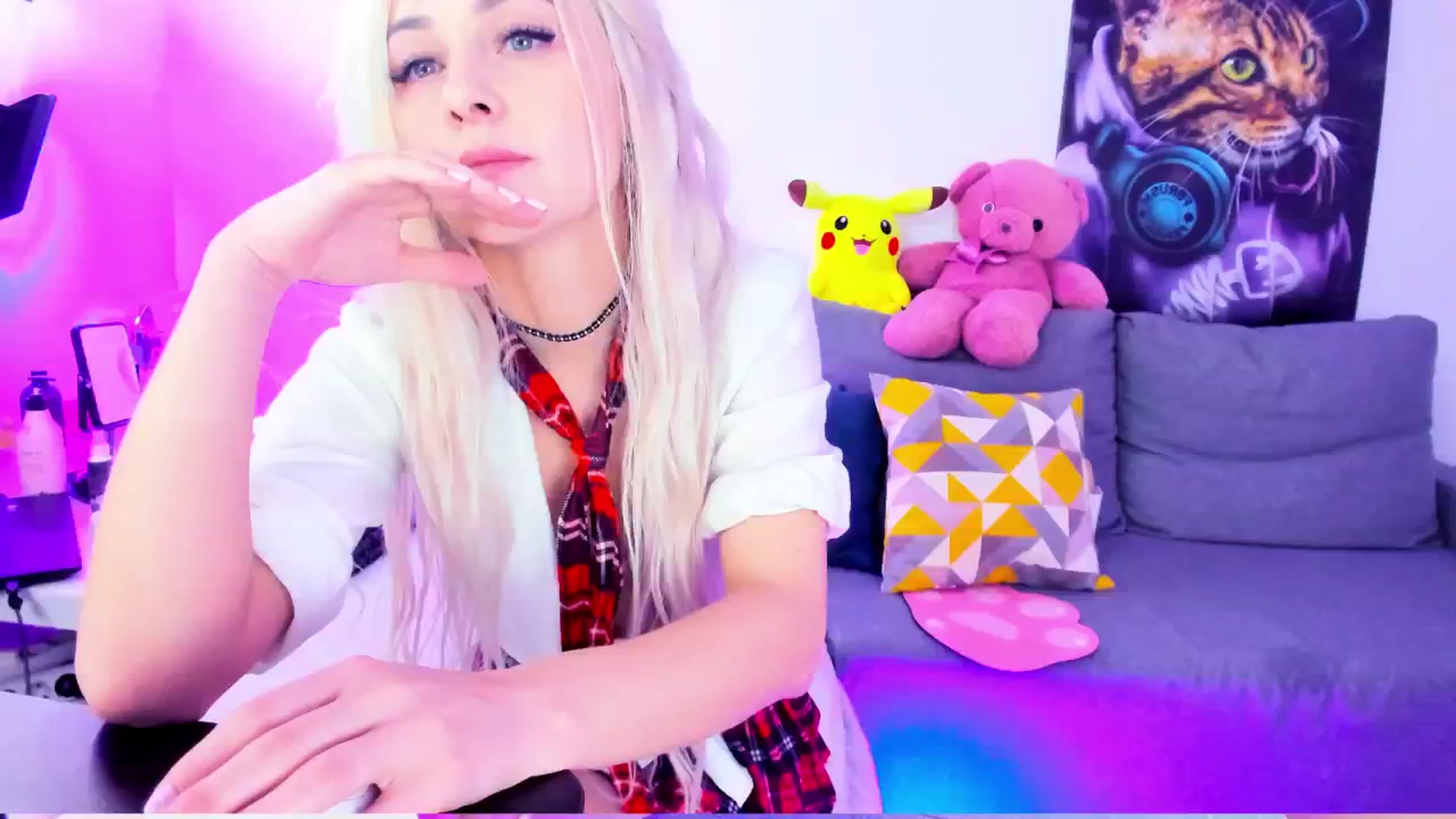 Gallery image thumbnail from Sunny__Sweet's myfreecams stream on, 10/25/2024, 05:57 image 16 of 20