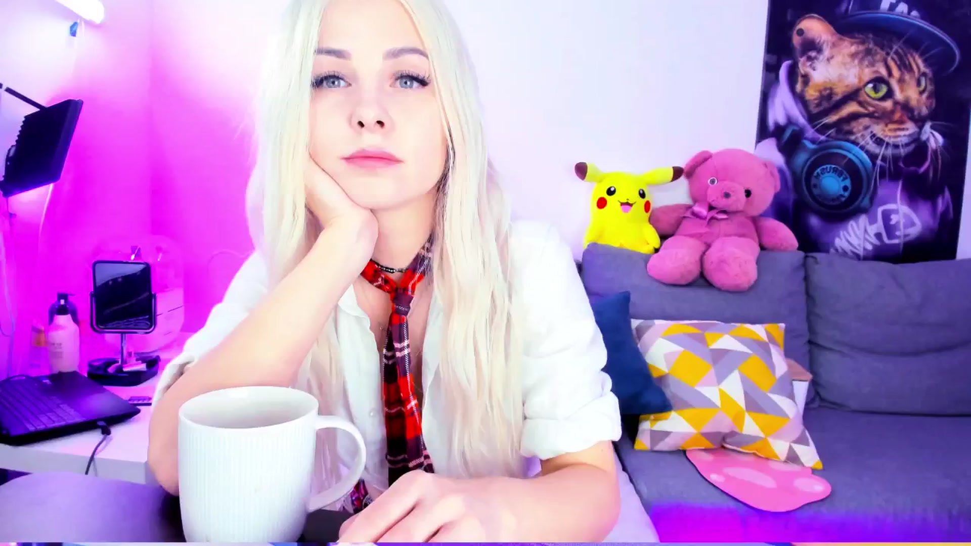 Gallery image thumbnail from Sunny__Sweet's myfreecams stream on, 10/29/2024, 04:44 image 9 of 20