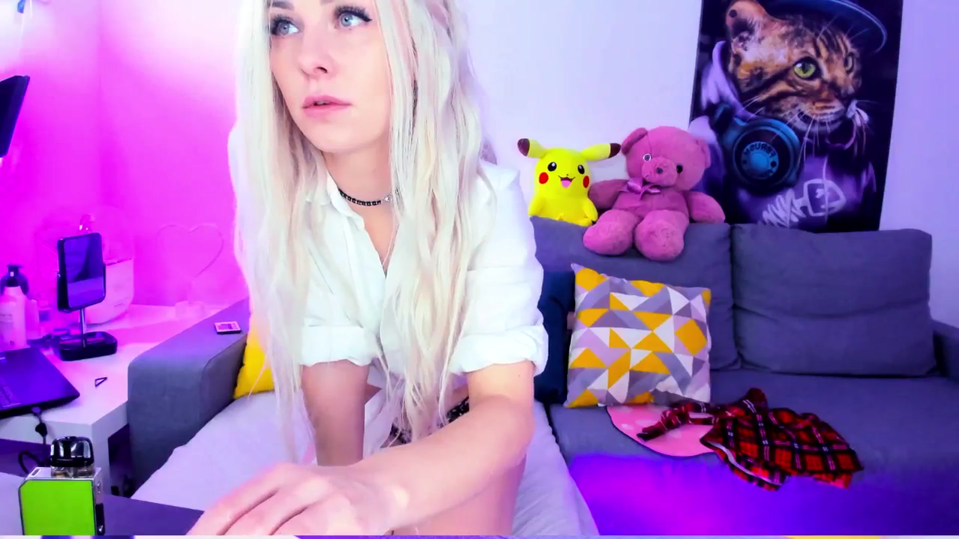Gallery image thumbnail from Sunny__Sweet's myfreecams stream on, 10/30/2024, 04:21 image 11 of 20