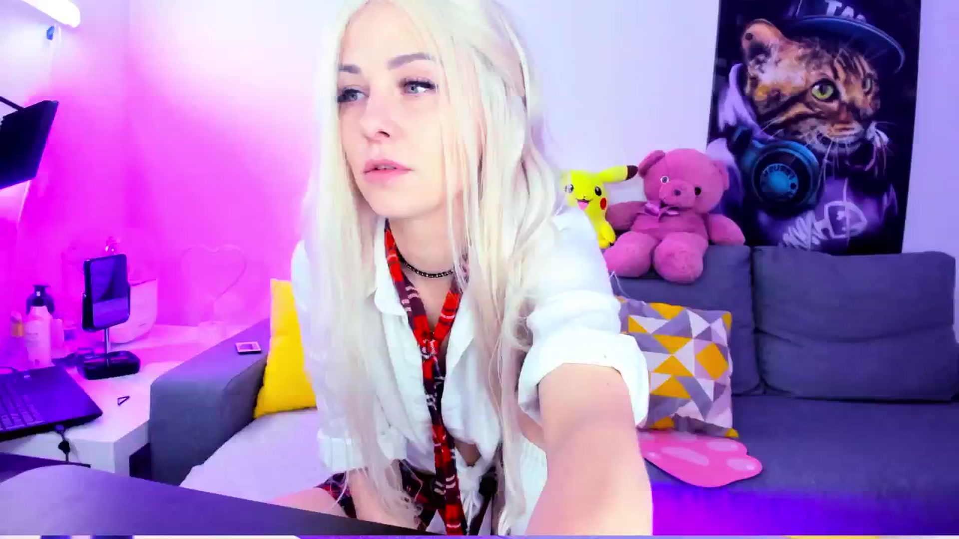 Gallery image thumbnail from Sunny__Sweet's myfreecams stream on, 10/30/2024, 04:21 image 4 of 20