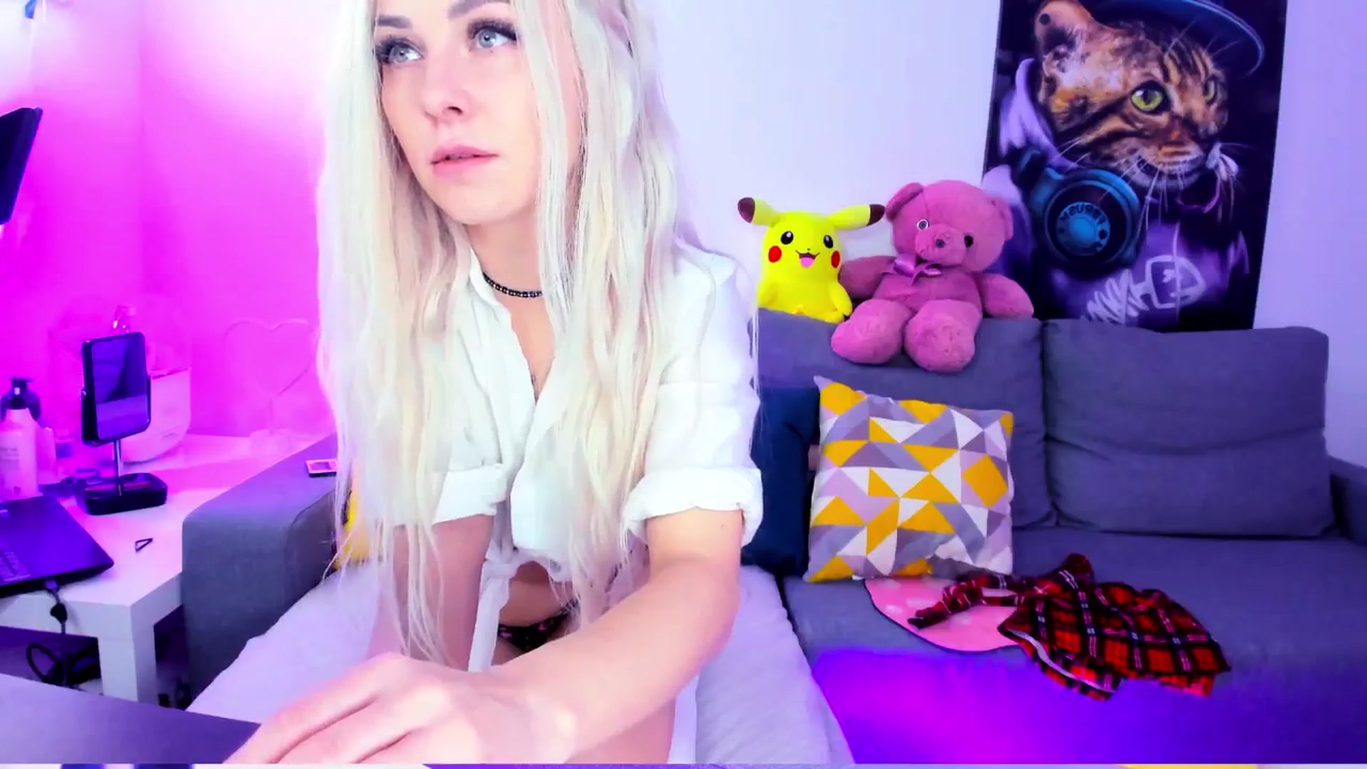Gallery image thumbnail from Sunny__Sweet's myfreecams stream on, 10/30/2024, 04:21 image 10 of 20