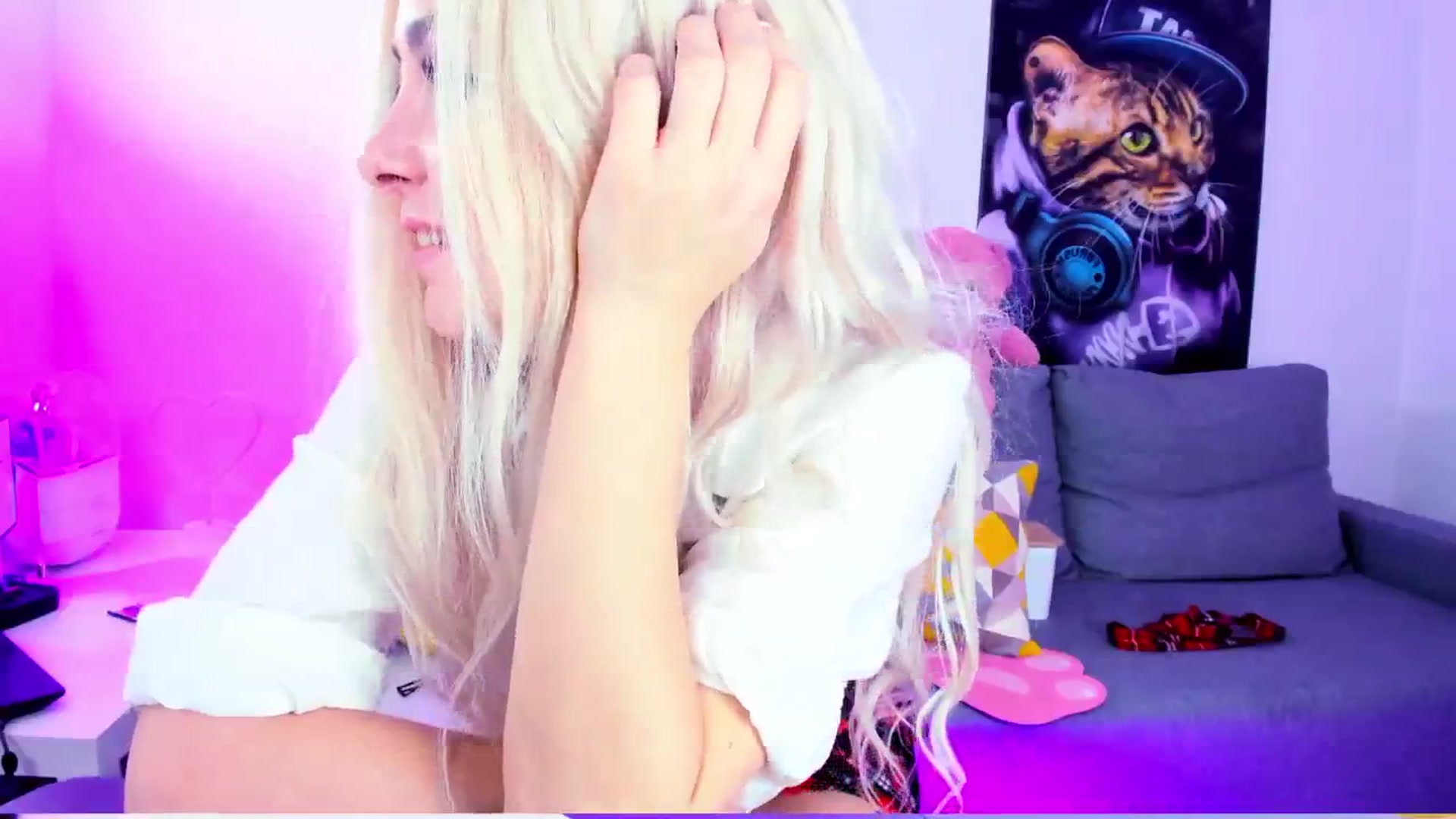 Gallery image thumbnail from Sunny__Sweet's myfreecams stream on, 10/30/2024, 06:33 image 16 of 20