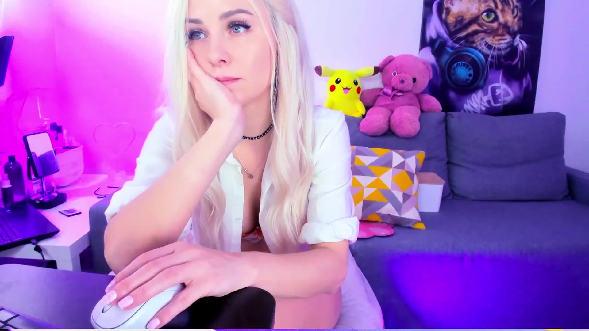 Gallery image thumbnail from Sunny__Sweet's myfreecams stream on, 11/01/2024, 05:07 image 11 of 20