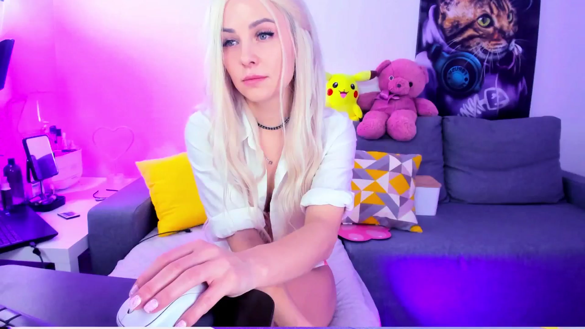 Gallery image thumbnail from Sunny__Sweet's myfreecams stream on, 11/01/2024, 05:07 image 10 of 20