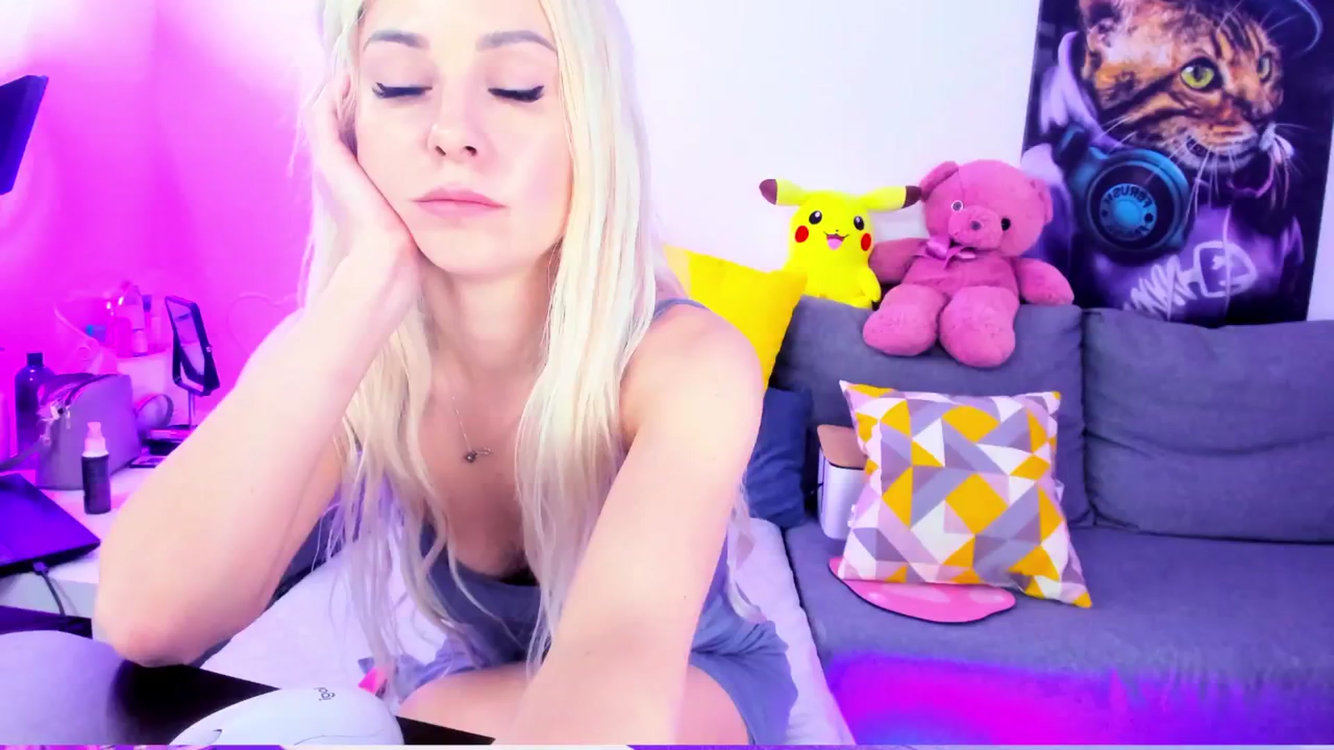 Gallery image thumbnail from Sunny__Sweet's myfreecams stream on, 11/08/2024, 06:11 image 10 of 20
