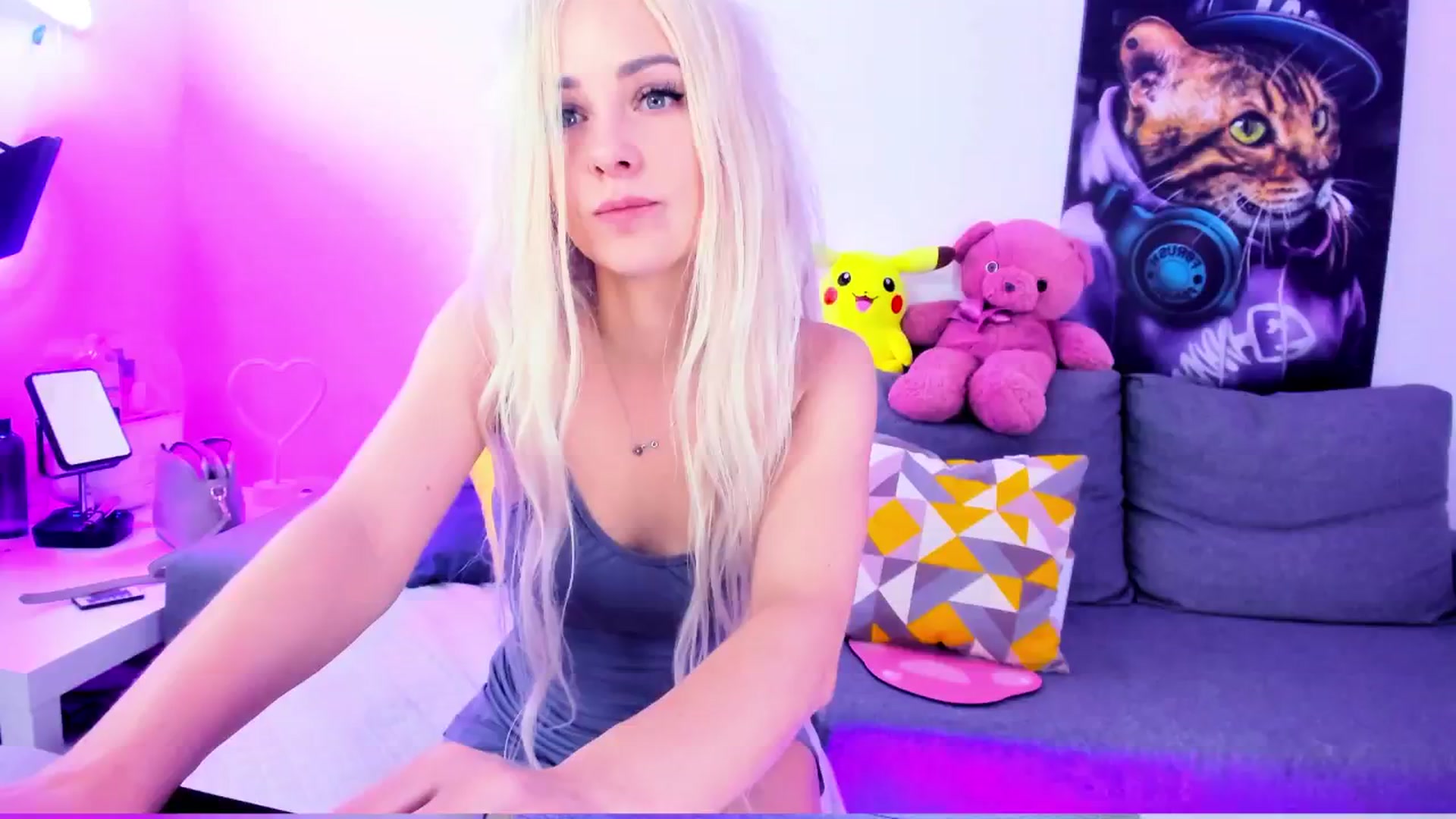 Gallery image thumbnail from Sunny__Sweet's myfreecams stream on, 11/13/2024, 05:11 image 6 of 20