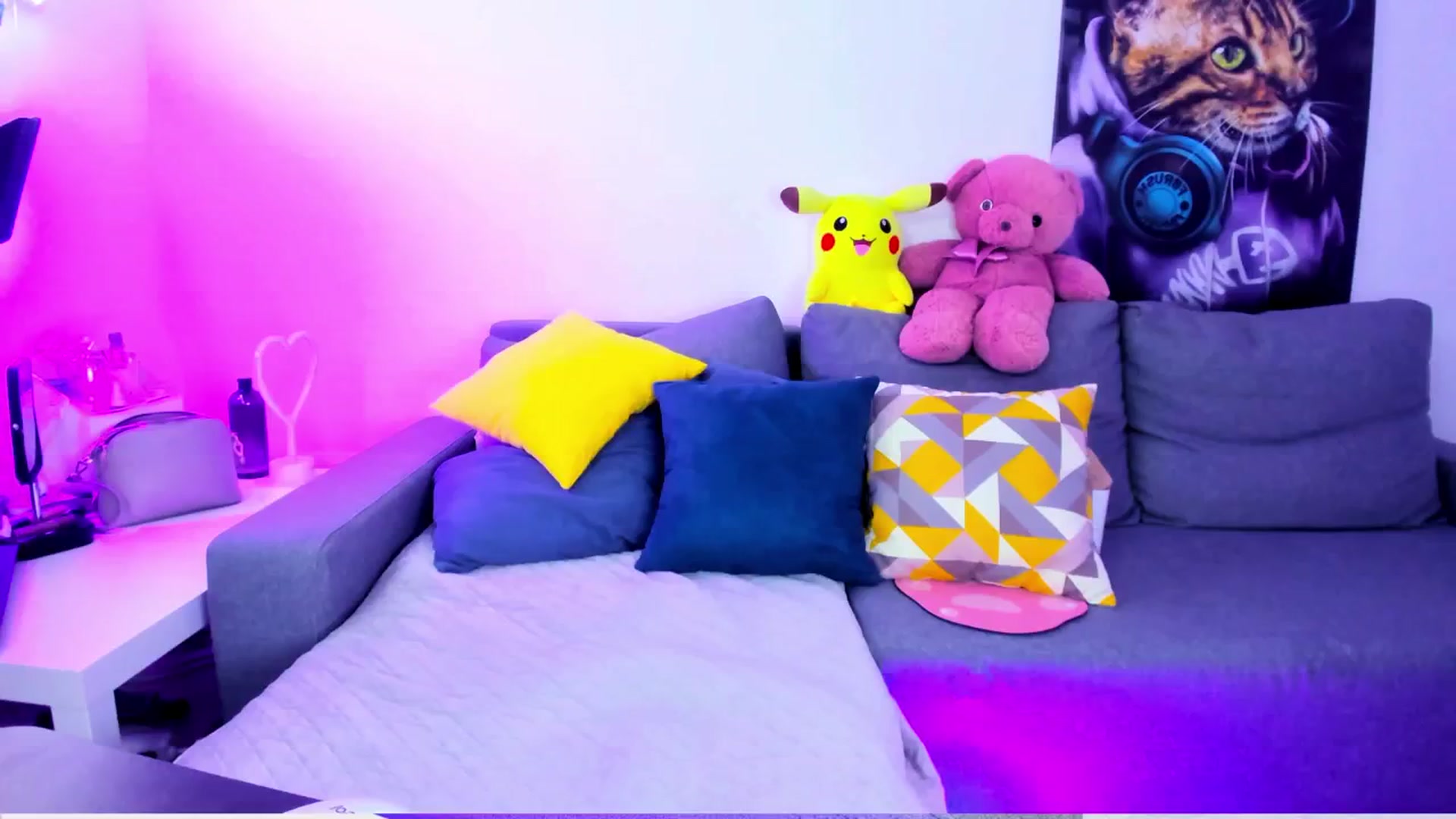 Gallery image thumbnail from Sunny__Sweet's myfreecams stream on, 11/18/2024, 05:24 image 7 of 20
