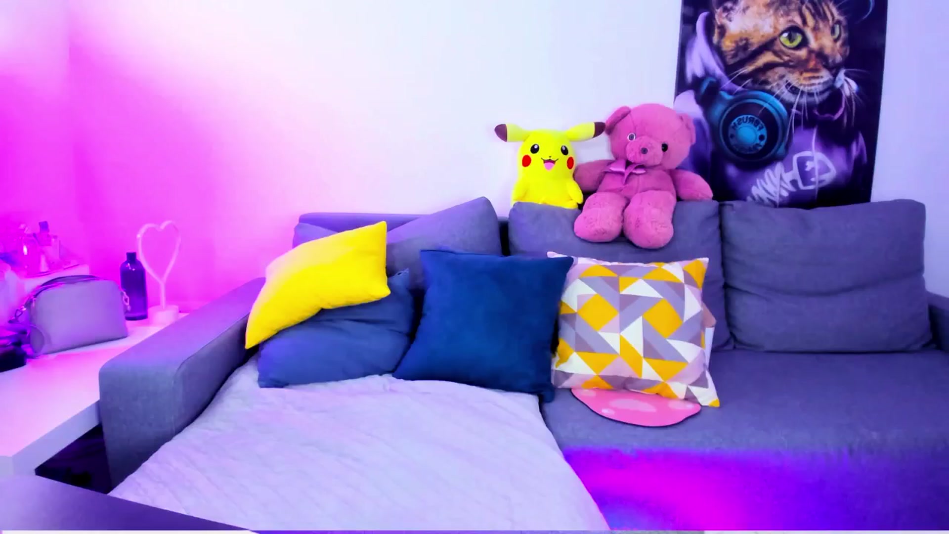 Gallery image thumbnail from Sunny__Sweet's myfreecams stream on, 11/18/2024, 05:24 image 16 of 20