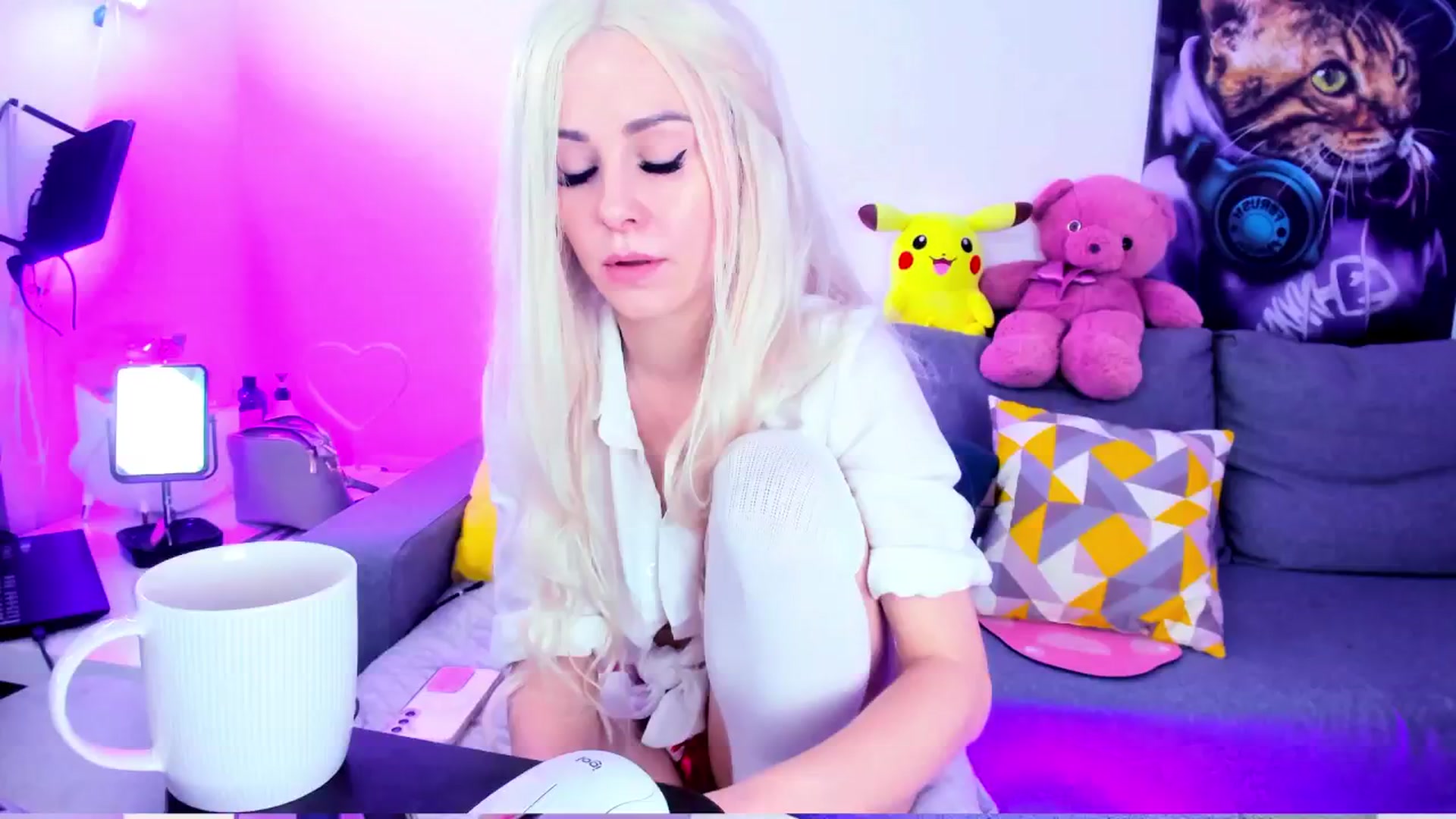 Gallery image thumbnail from Sunny__Sweet's myfreecams stream on, 11/20/2024, 03:56 image 9 of 20