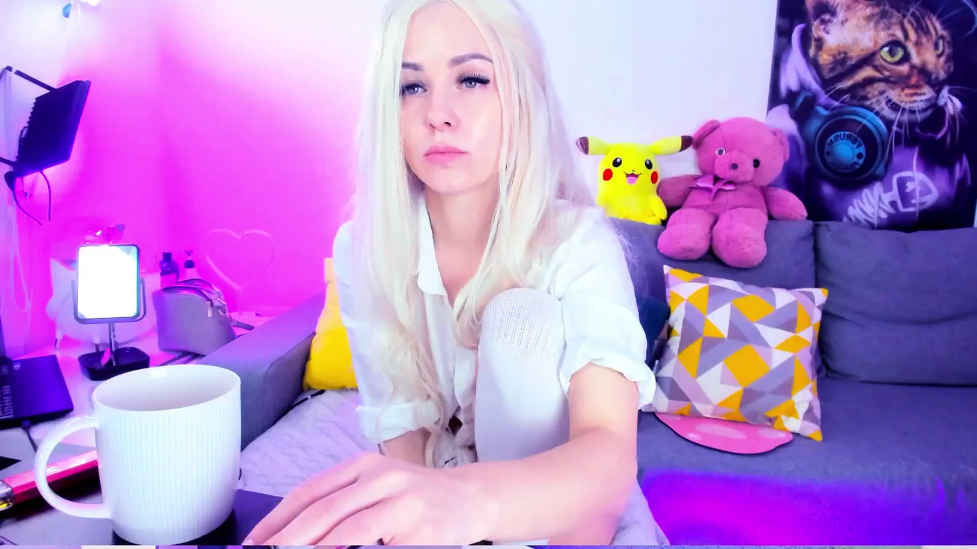 Gallery image thumbnail from Sunny__Sweet's myfreecams stream on, 11/20/2024, 03:56 image 7 of 20