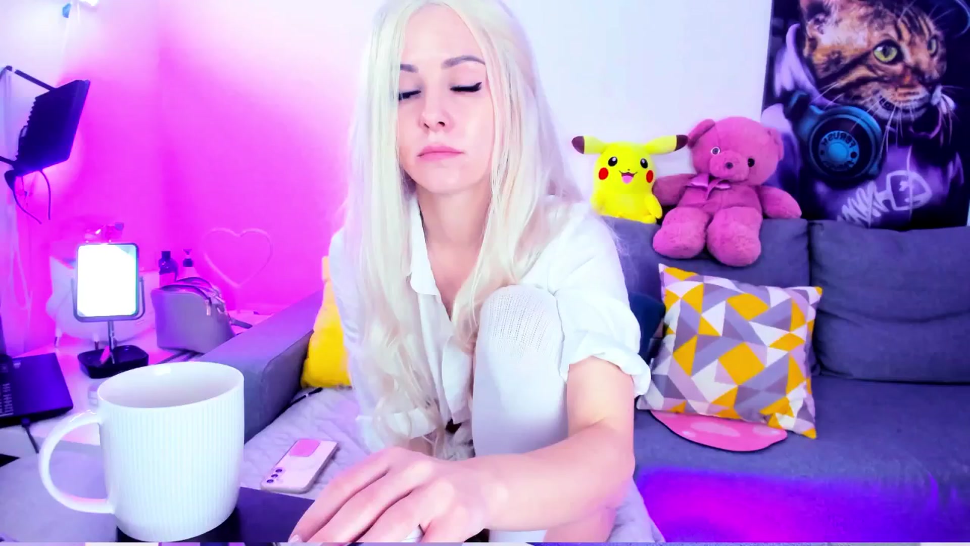 Gallery image thumbnail from Sunny__Sweet's myfreecams stream on, 11/20/2024, 03:56 image 11 of 20