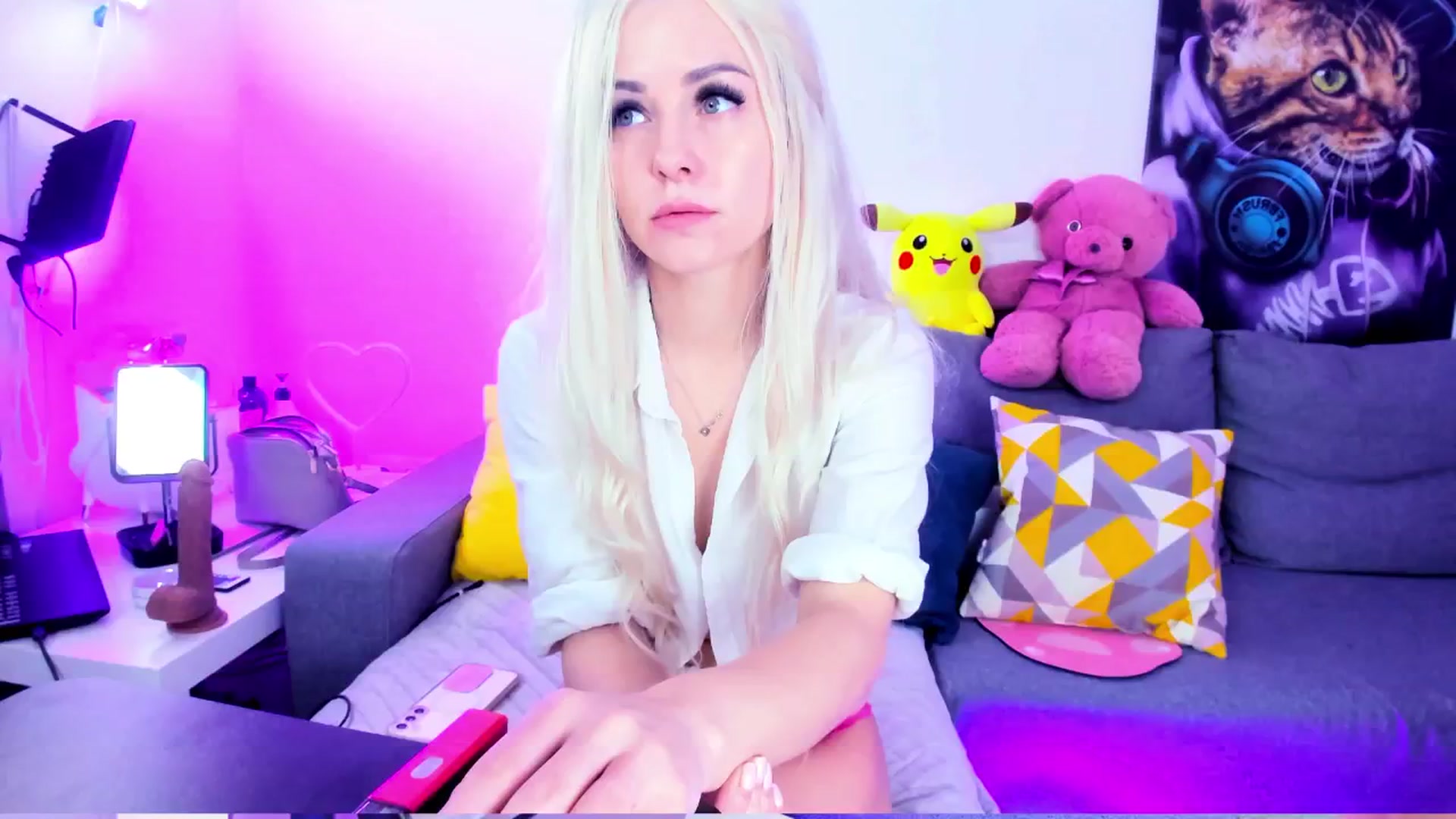Gallery image thumbnail from Sunny__Sweet's myfreecams stream on, 11/20/2024, 03:56 image 20 of 20