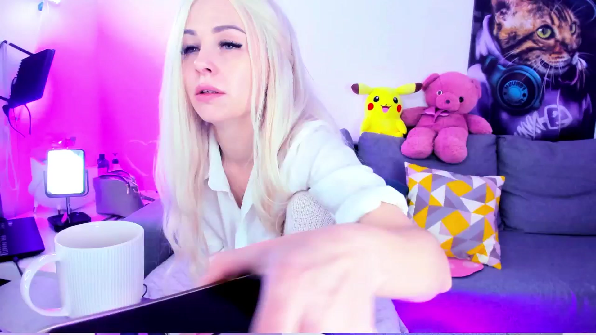 Gallery image thumbnail from Sunny__Sweet's myfreecams stream on, 11/20/2024, 03:56 image 2 of 20