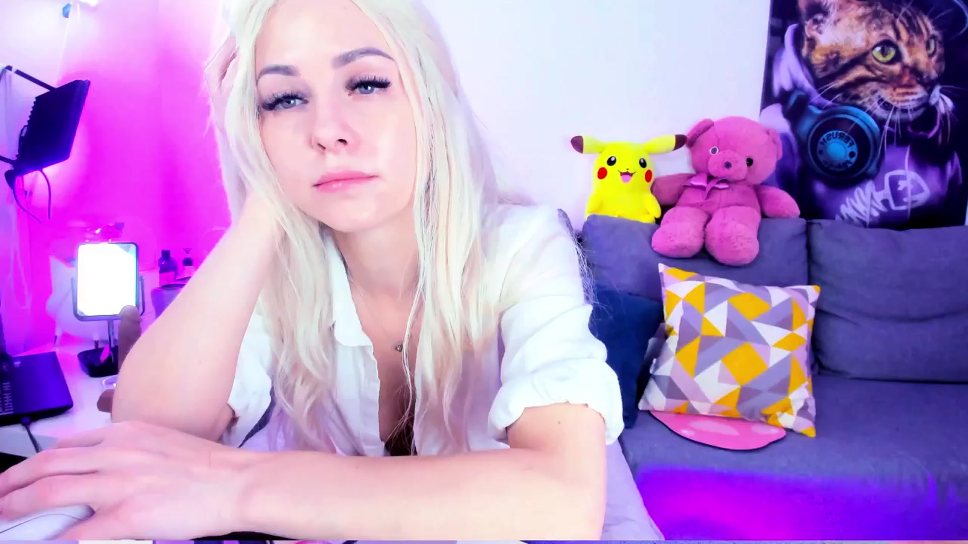 Gallery image thumbnail from Sunny__Sweet's myfreecams stream on, 11/20/2024, 04:59 image 5 of 20