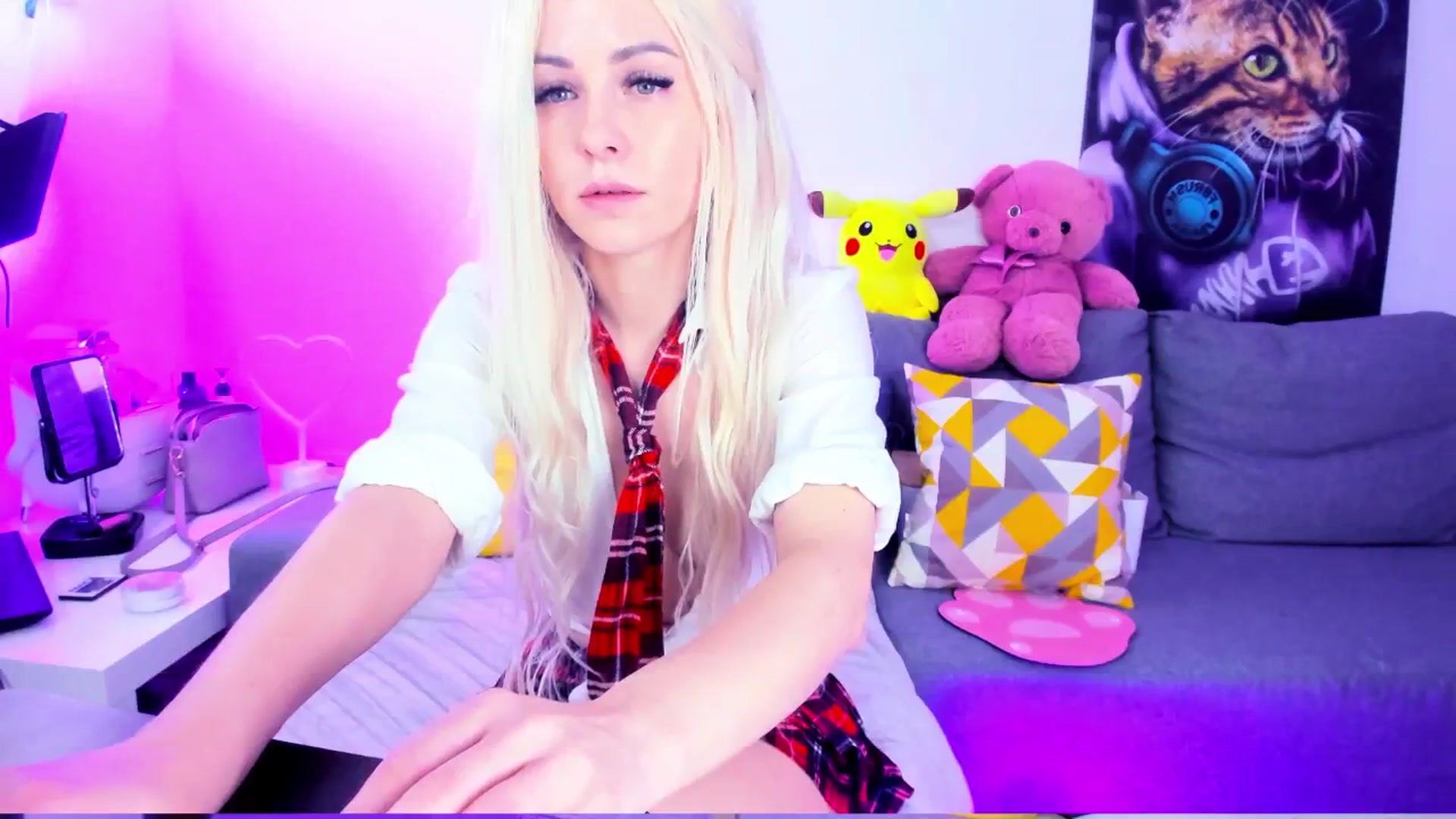 Gallery image thumbnail from Sunny__Sweet's myfreecams stream on, 11/21/2024, 04:42 image 16 of 20