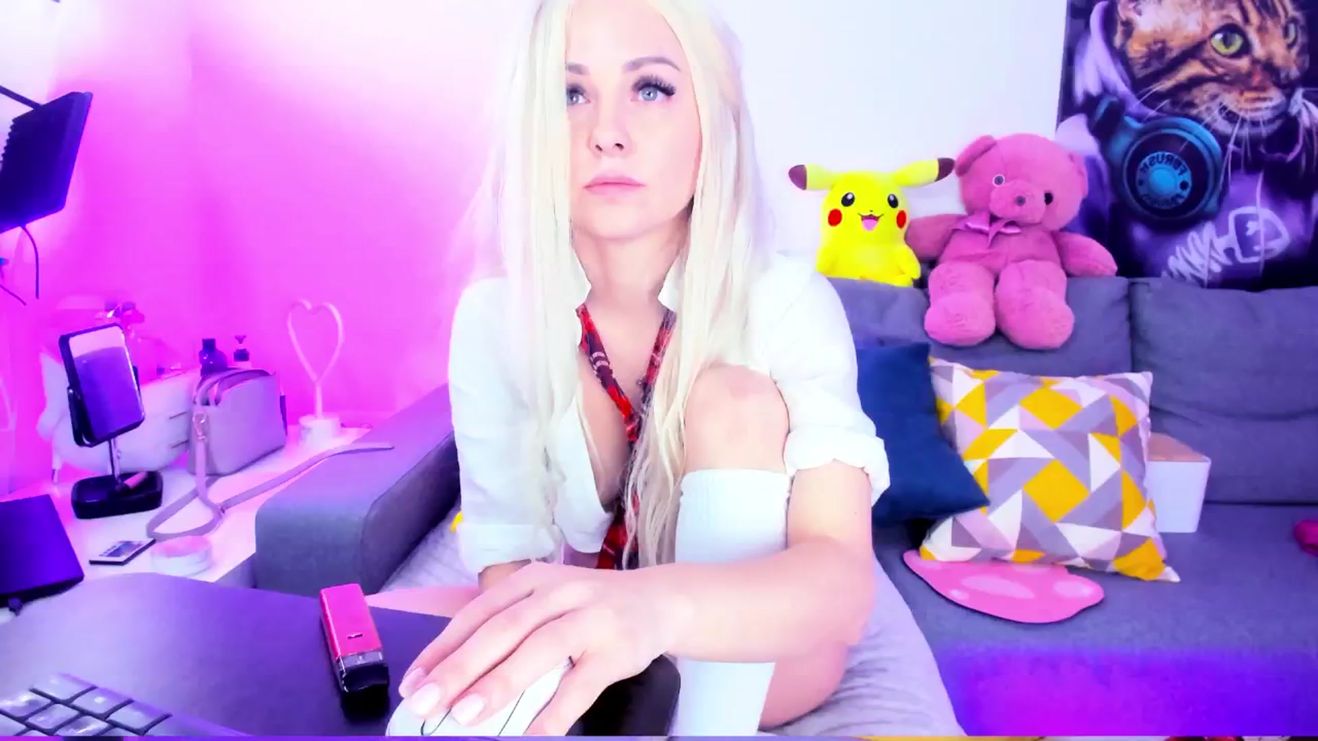Gallery image thumbnail from Sunny__Sweet's myfreecams stream on, 11/21/2024, 06:19 image 2 of 20