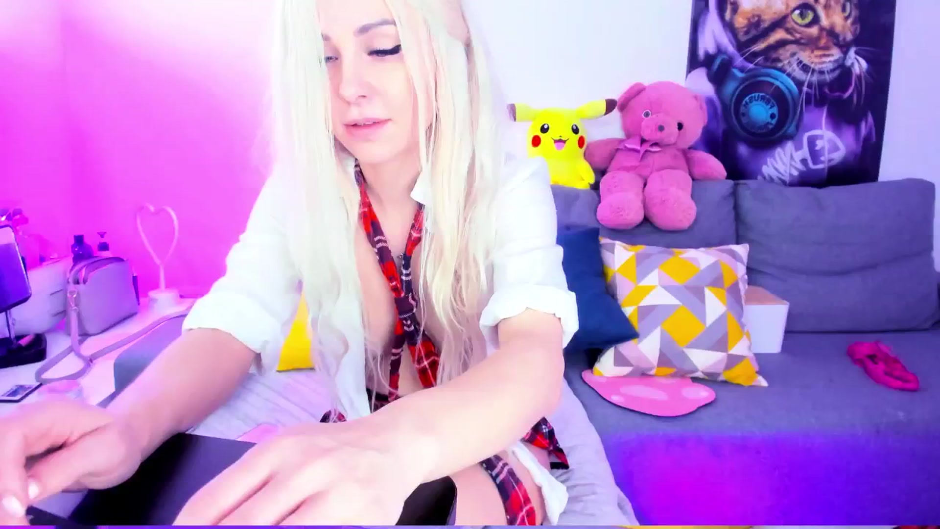 Gallery image thumbnail from Sunny__Sweet's myfreecams stream on, 11/21/2024, 06:19 image 8 of 20