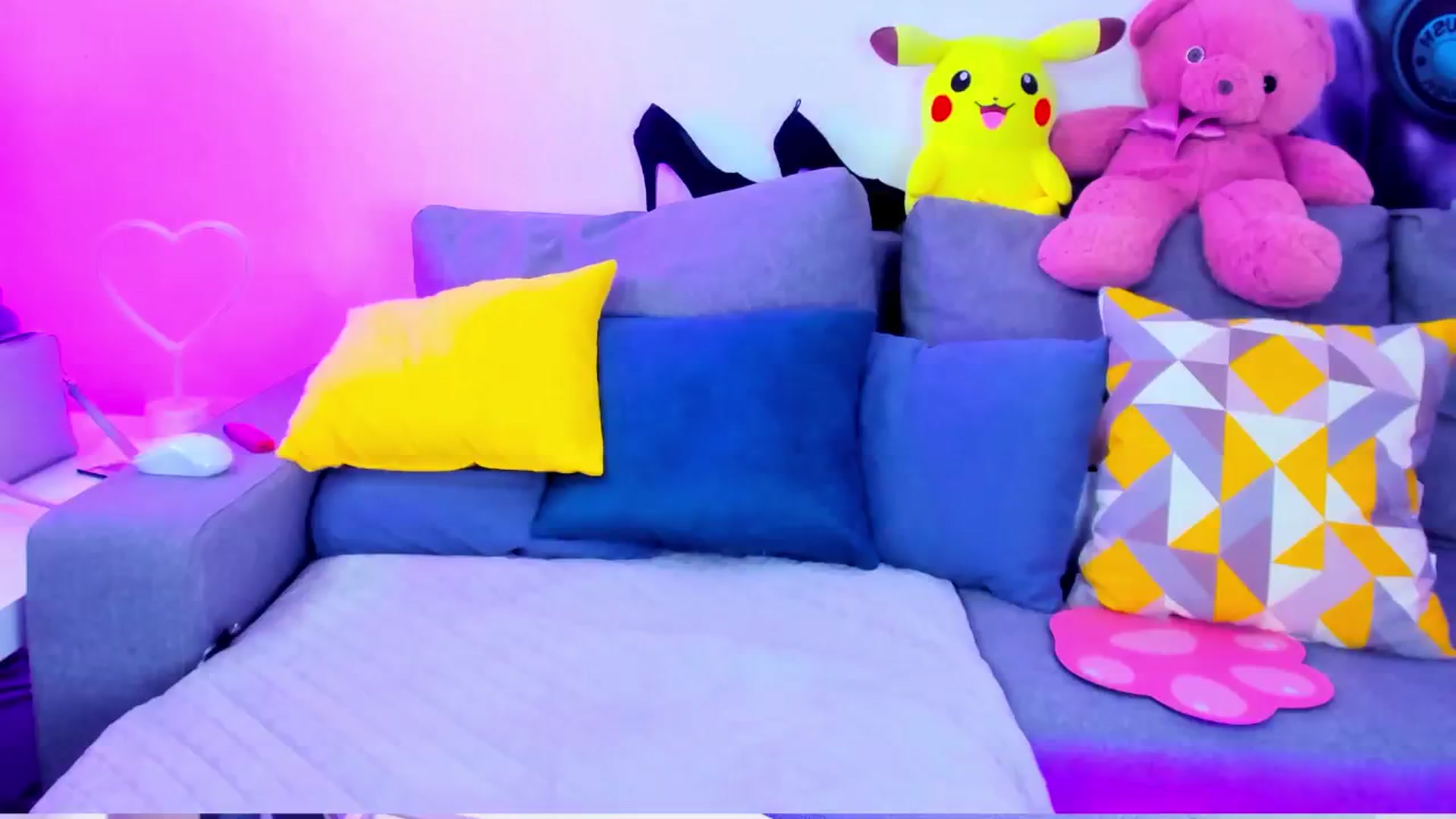 Gallery image thumbnail from Sunny__Sweet's myfreecams stream on, 11/28/2024, 05:05 image 18 of 20