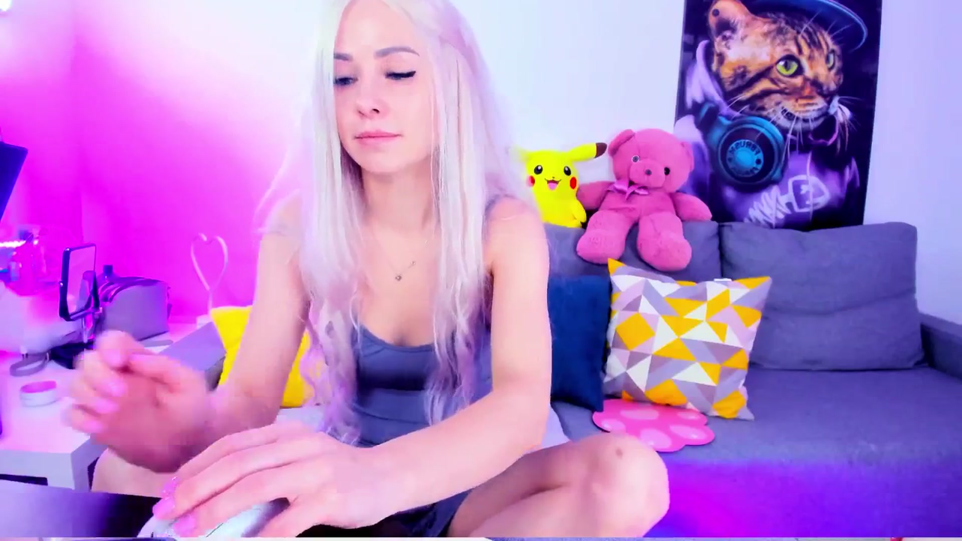 Gallery image thumbnail from Sunny__Sweet's myfreecams stream on, 12/02/2024, 04:49 image 8 of 20