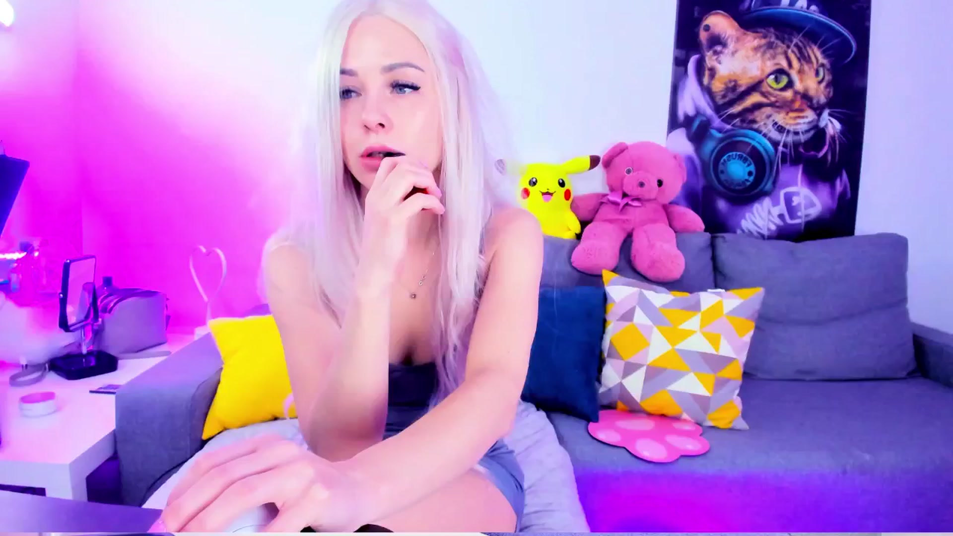 Gallery image thumbnail from Sunny__Sweet's myfreecams stream on, 12/02/2024, 04:49 image 1 of 20