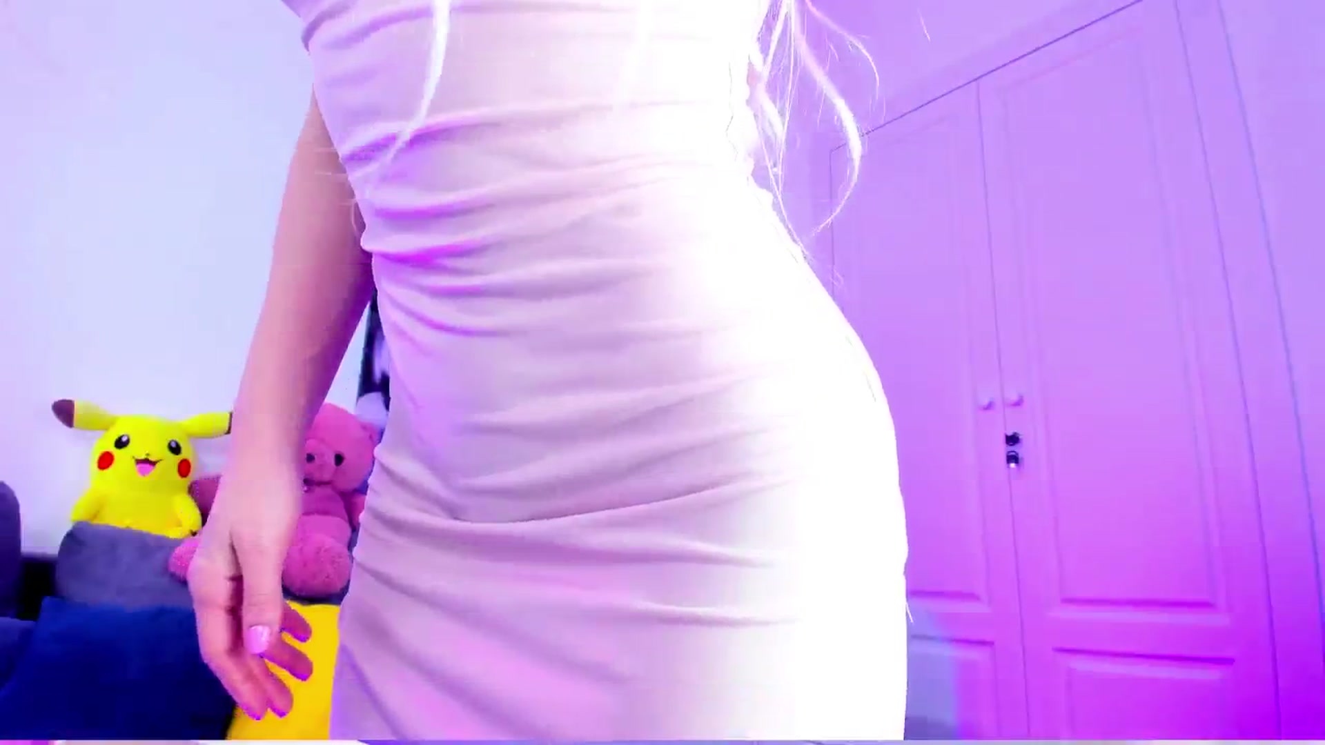 Gallery image thumbnail from Sunny__Sweet's myfreecams stream on, 12/05/2024, 04:30 image 4 of 20