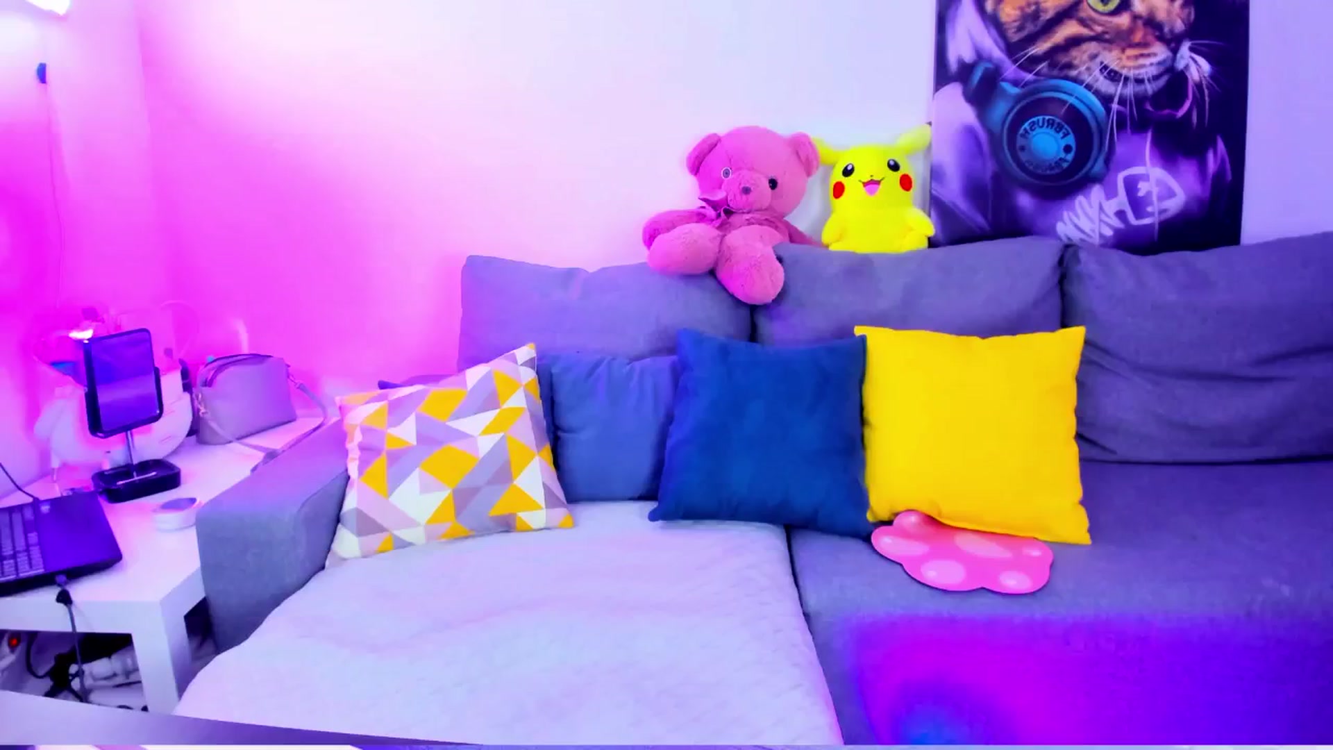 Gallery image thumbnail from Sunny__Sweet's myfreecams stream on, 12/09/2024, 05:26 image 2 of 20