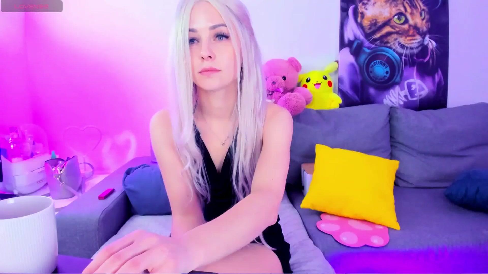 Gallery image thumbnail from Sunny__Sweet's myfreecams stream on, 12/10/2024, 06:17 image 5 of 20