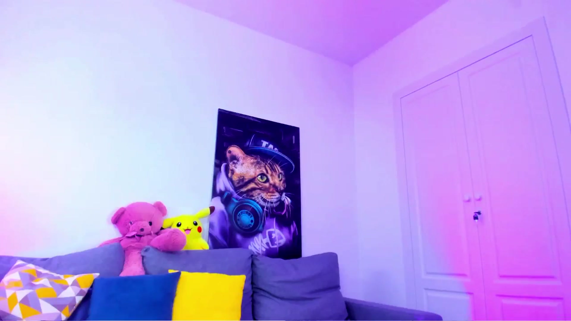 Gallery image thumbnail from Sunny__Sweet's myfreecams stream on, 12/18/2024, 06:58 image 8 of 20