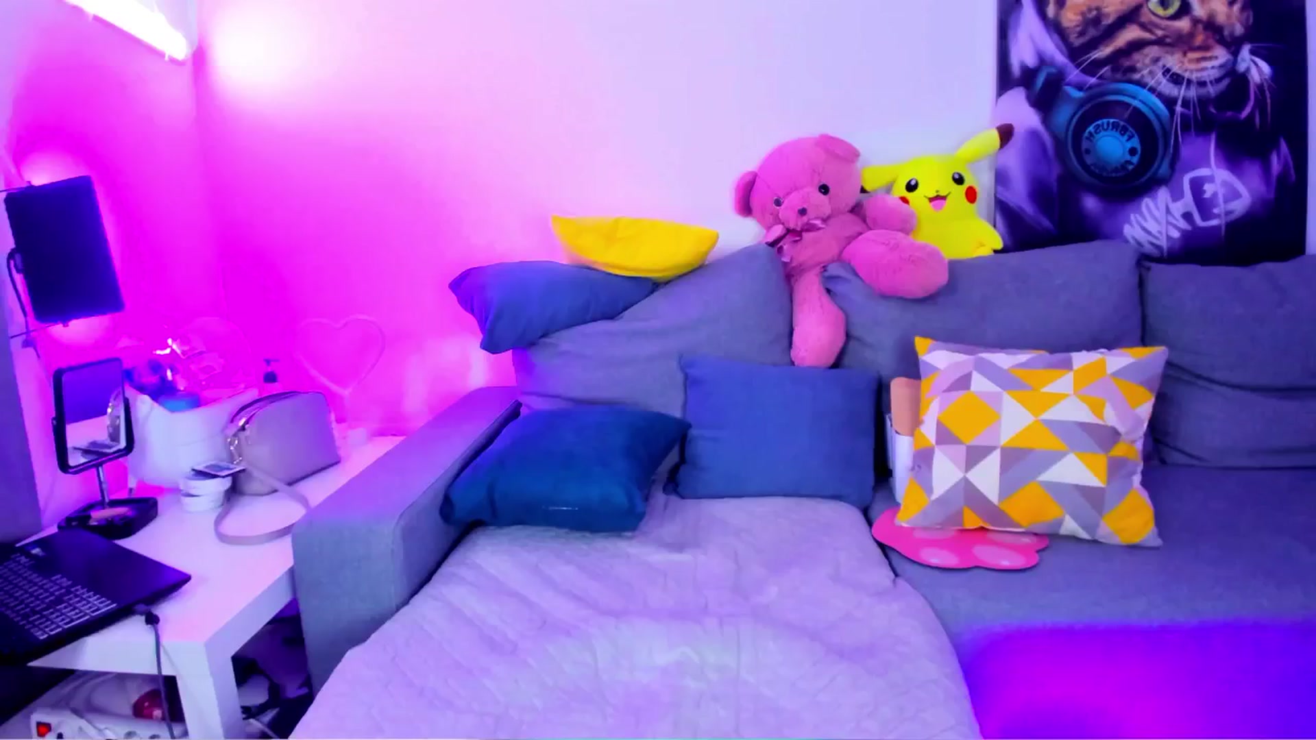 Gallery image thumbnail from Sunny__Sweet's myfreecams stream on, 01/22/2025, 06:09 image 6 of 20