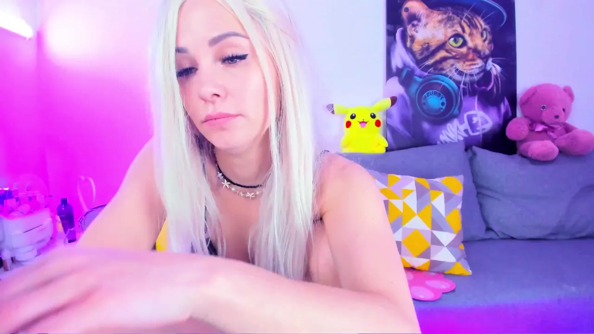 Gallery image thumbnail from Sunny__Sweet's myfreecams stream on, 02/10/2025, 04:27 image 18 of 20