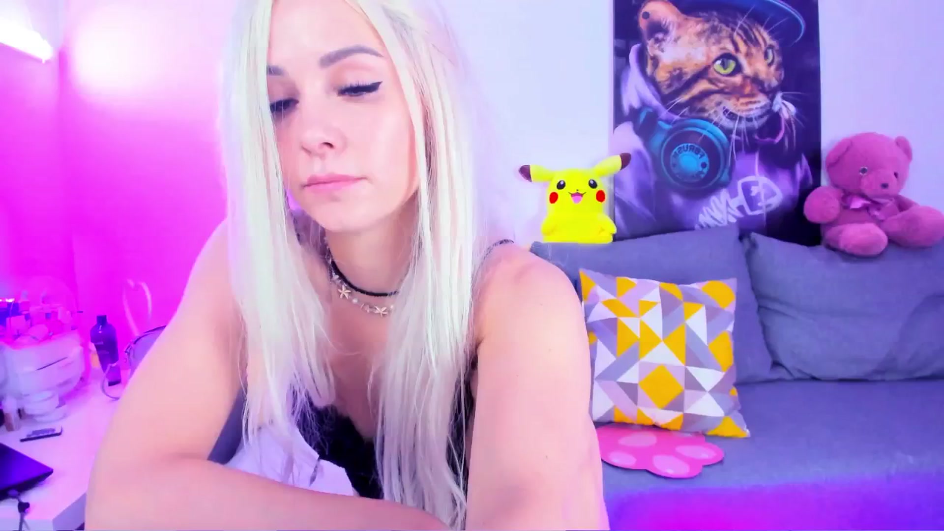 Gallery image thumbnail from Sunny__Sweet's myfreecams stream on, 02/10/2025, 04:27 image 16 of 20