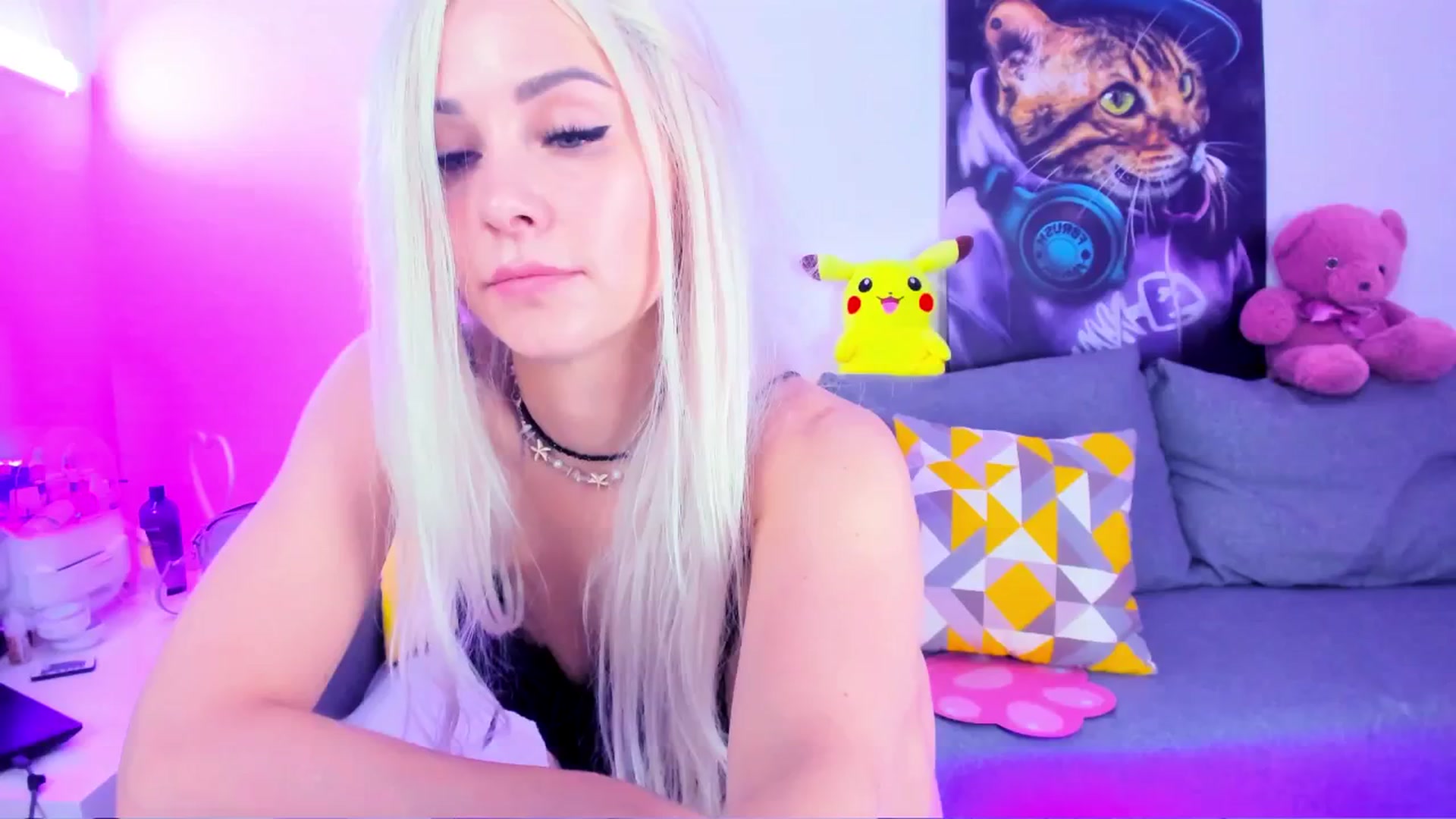 Gallery image thumbnail from Sunny__Sweet's myfreecams stream on, 02/10/2025, 04:27 image 17 of 20